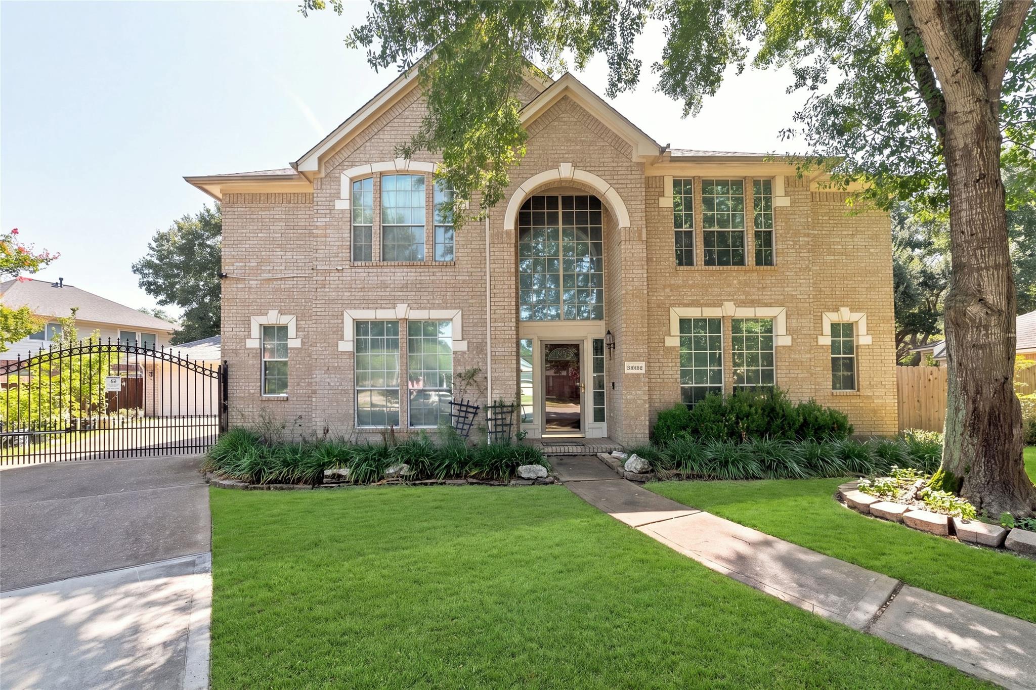 13002 Brayton Court — photo