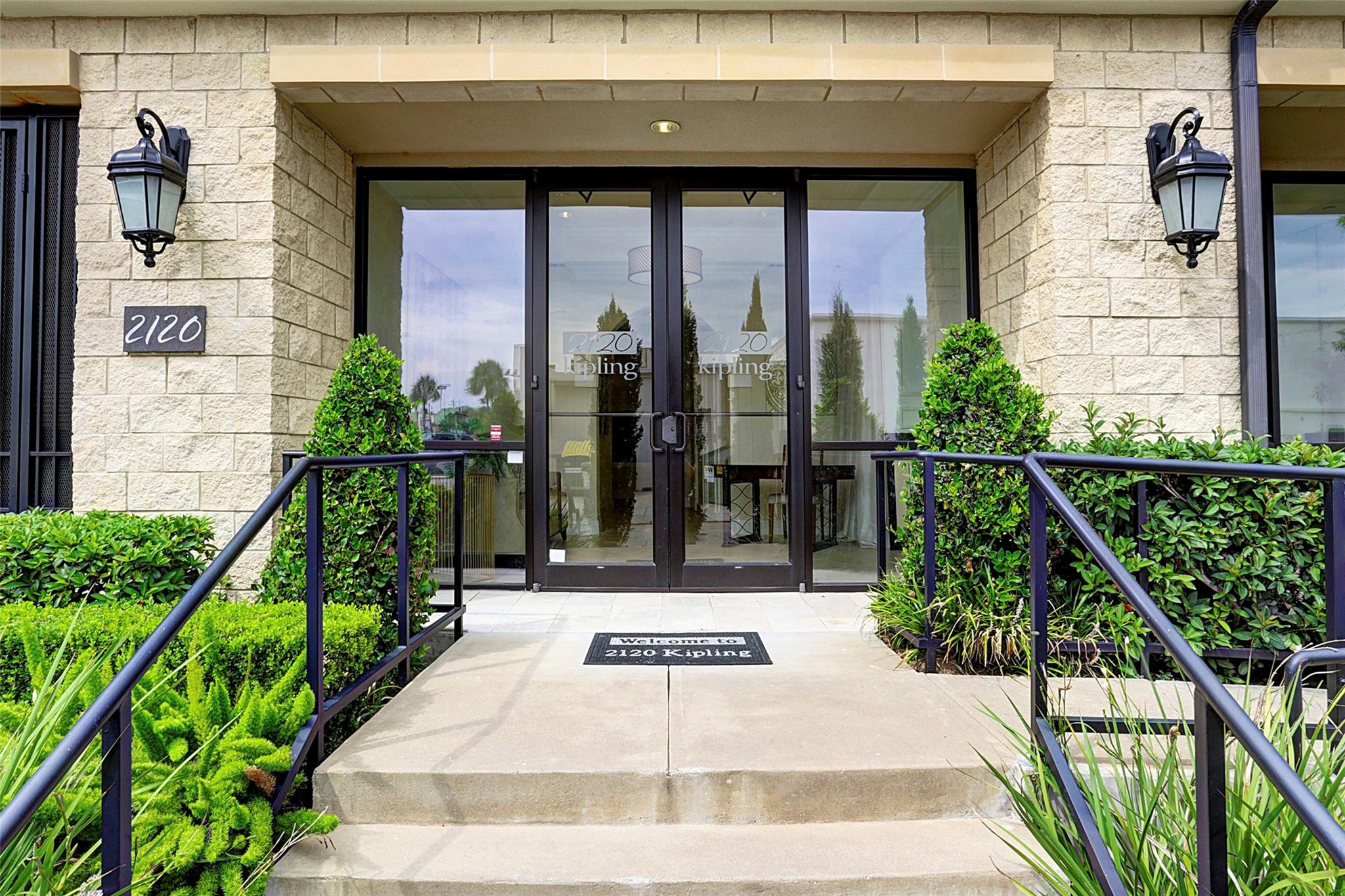 2120 Kipling Street #209 — photo