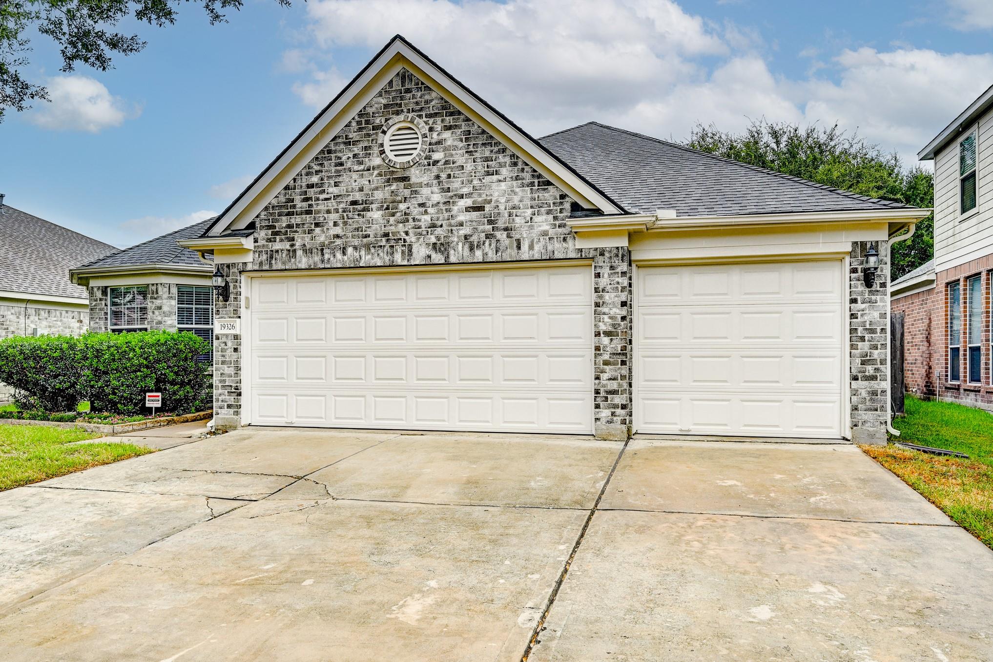 19326 Dawntreader Drive, Cypress, TX 77429 — photo 2