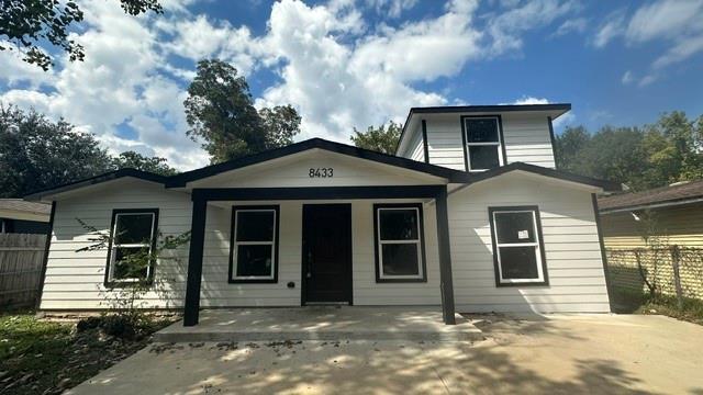 8433 Lenore Street — photo