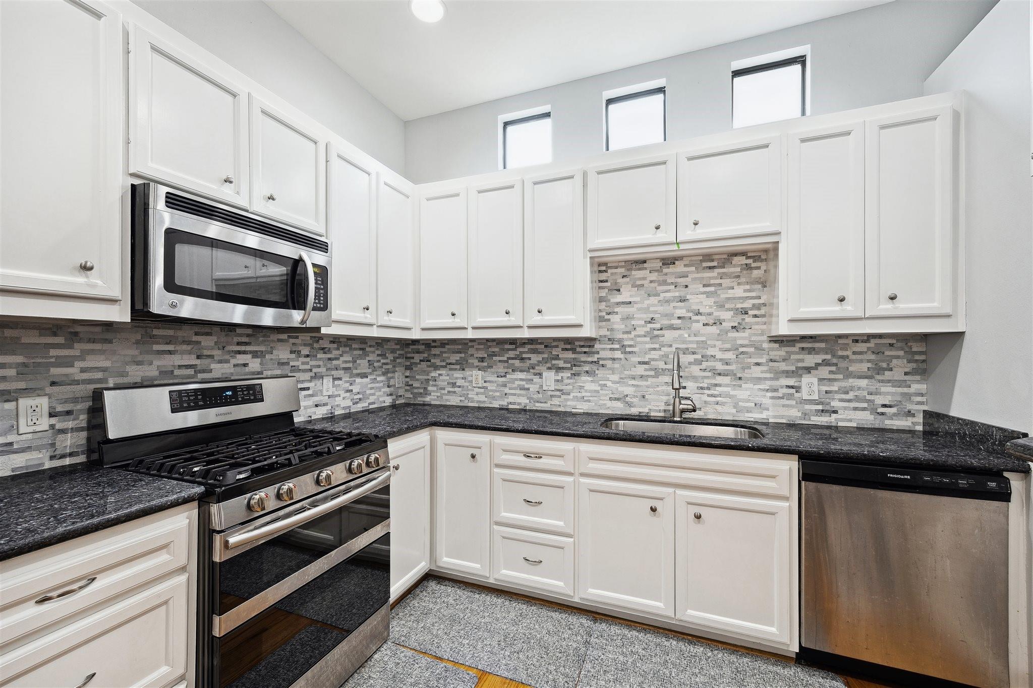 11315 Main Street #1401 — photo
