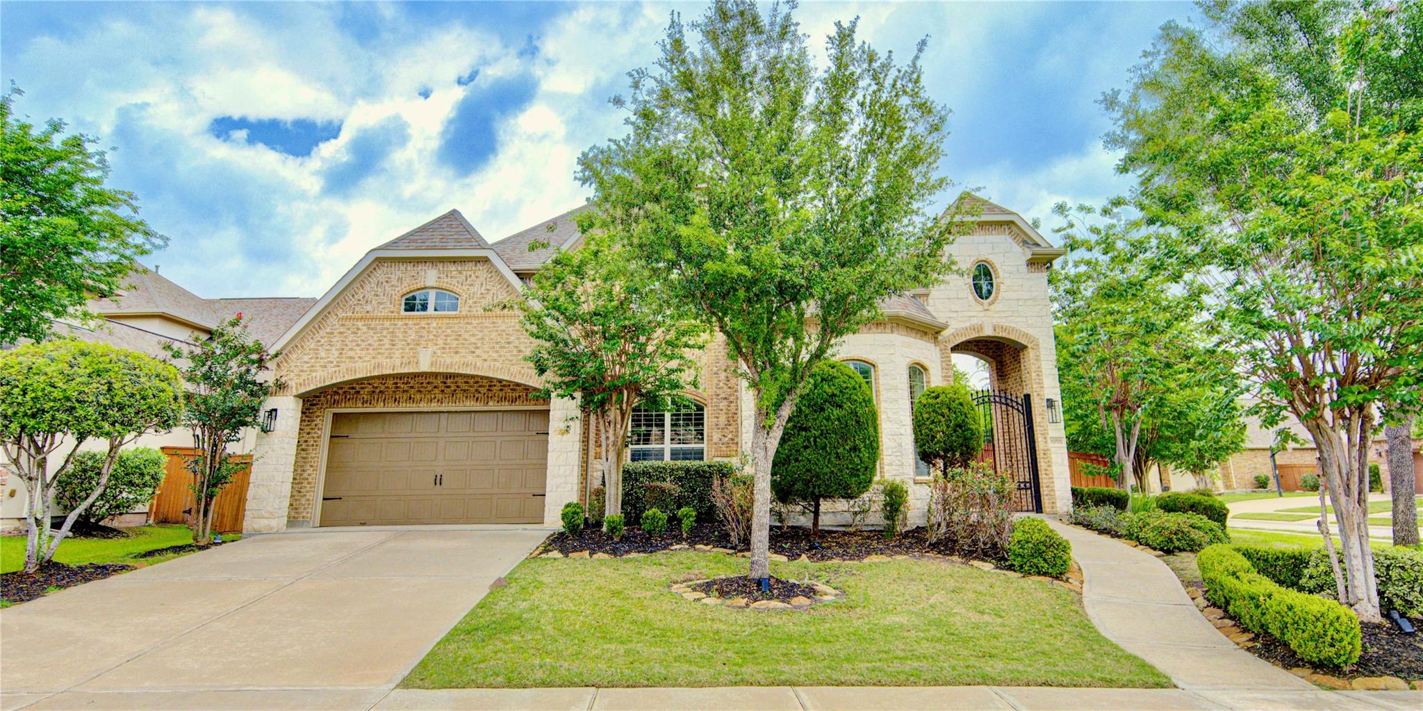 10702 Claythorne Court — photo