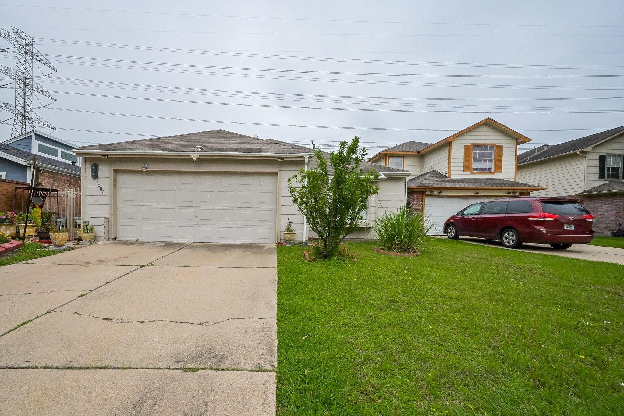 9319 Belle Park Drive — photo