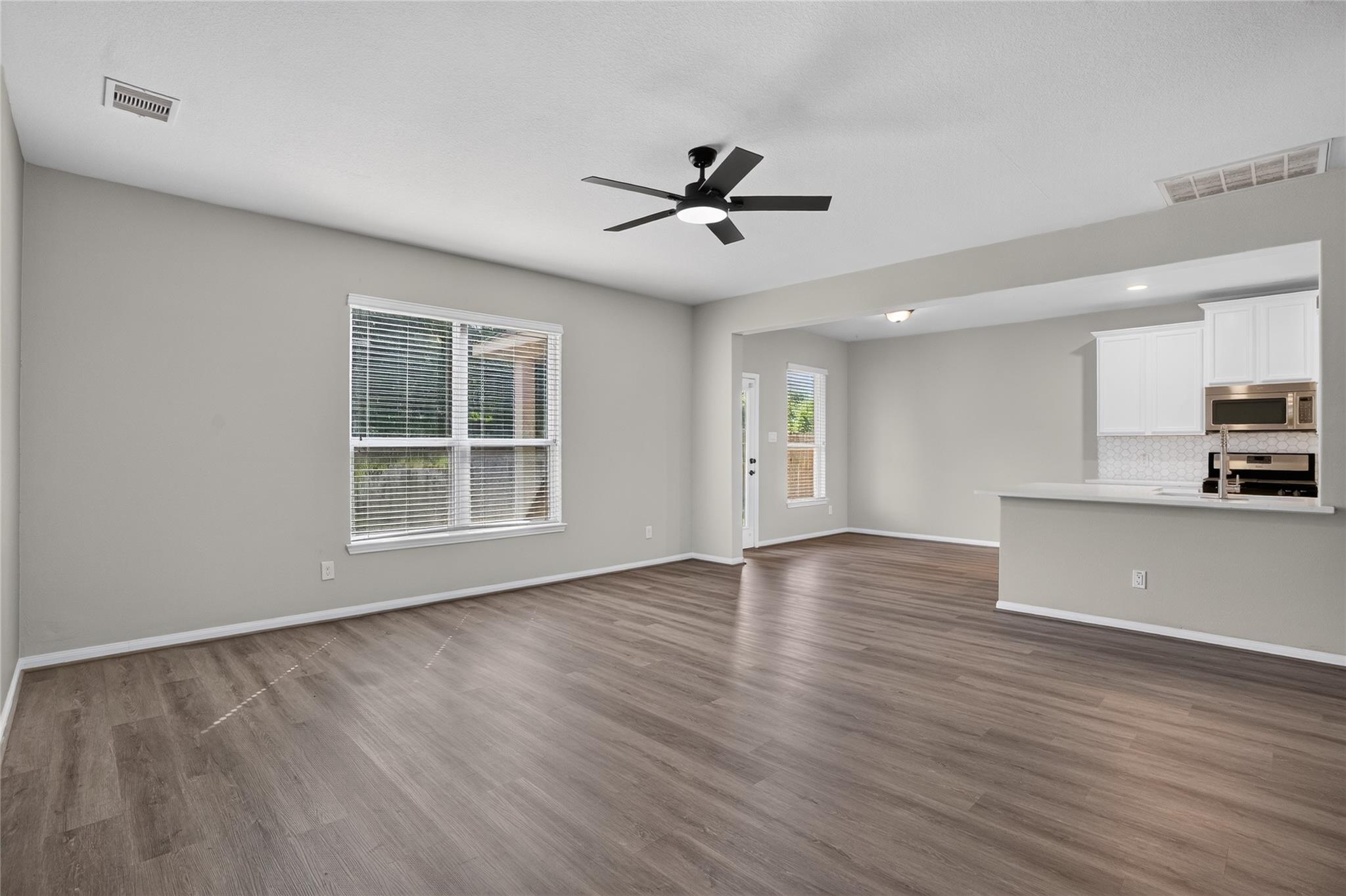 7611 Dragon Pearls Lane — photo