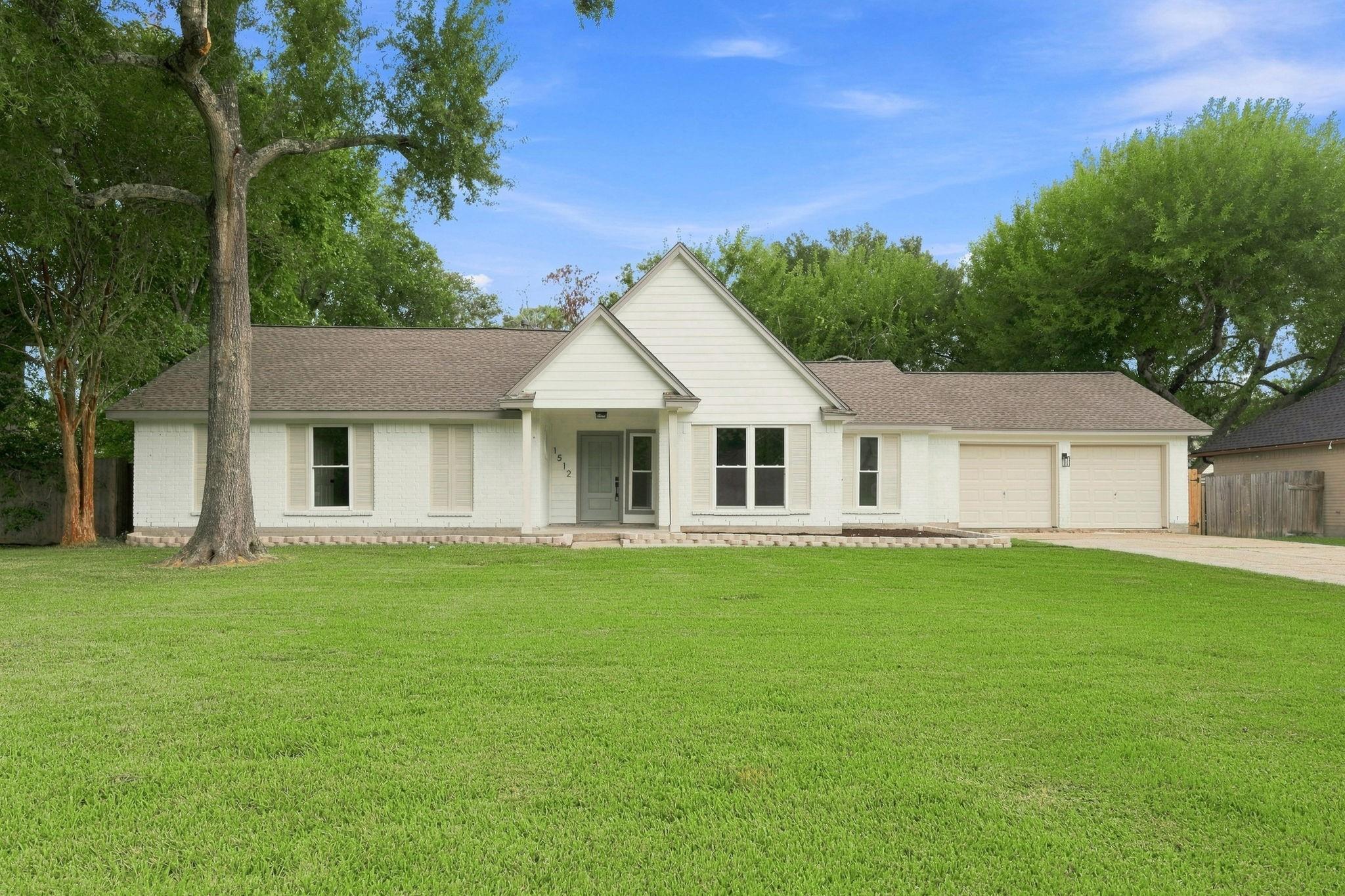 1512 Windsor Drive — photo