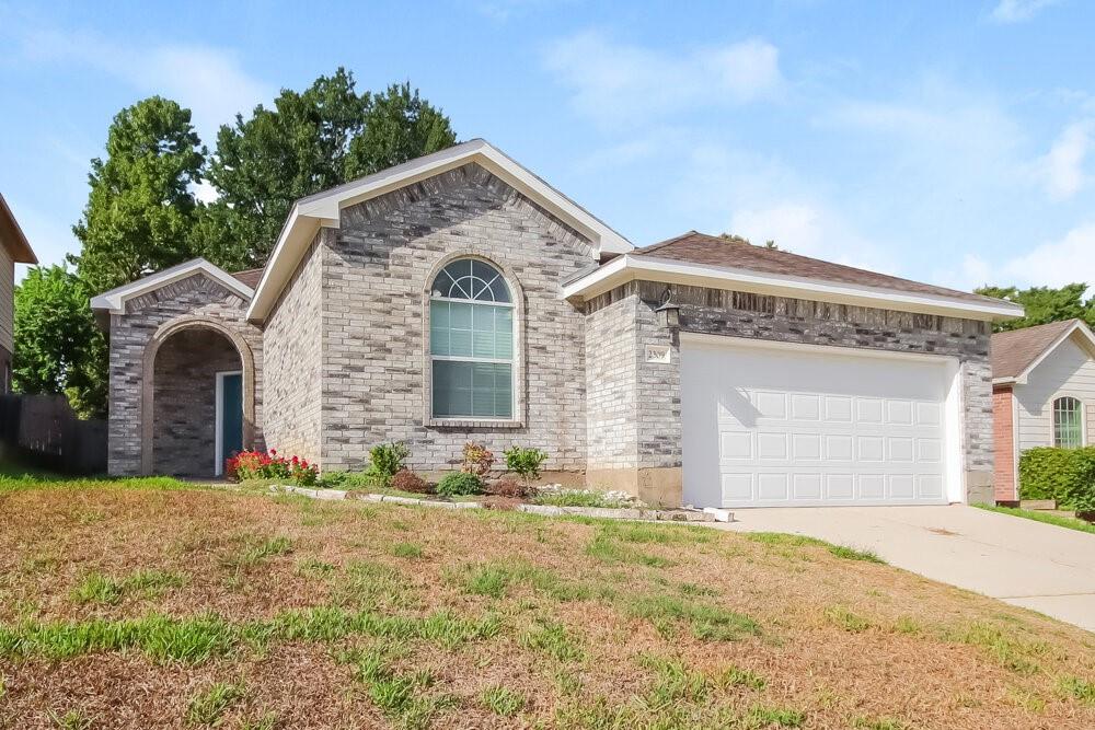 2309 Highland Crossing Drive — photo