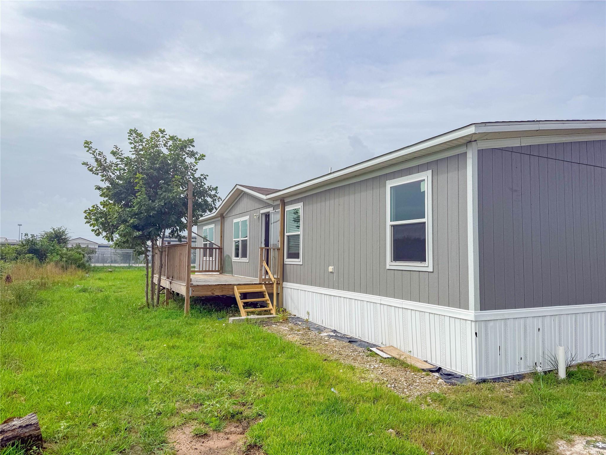 120 Road 5608 — photo