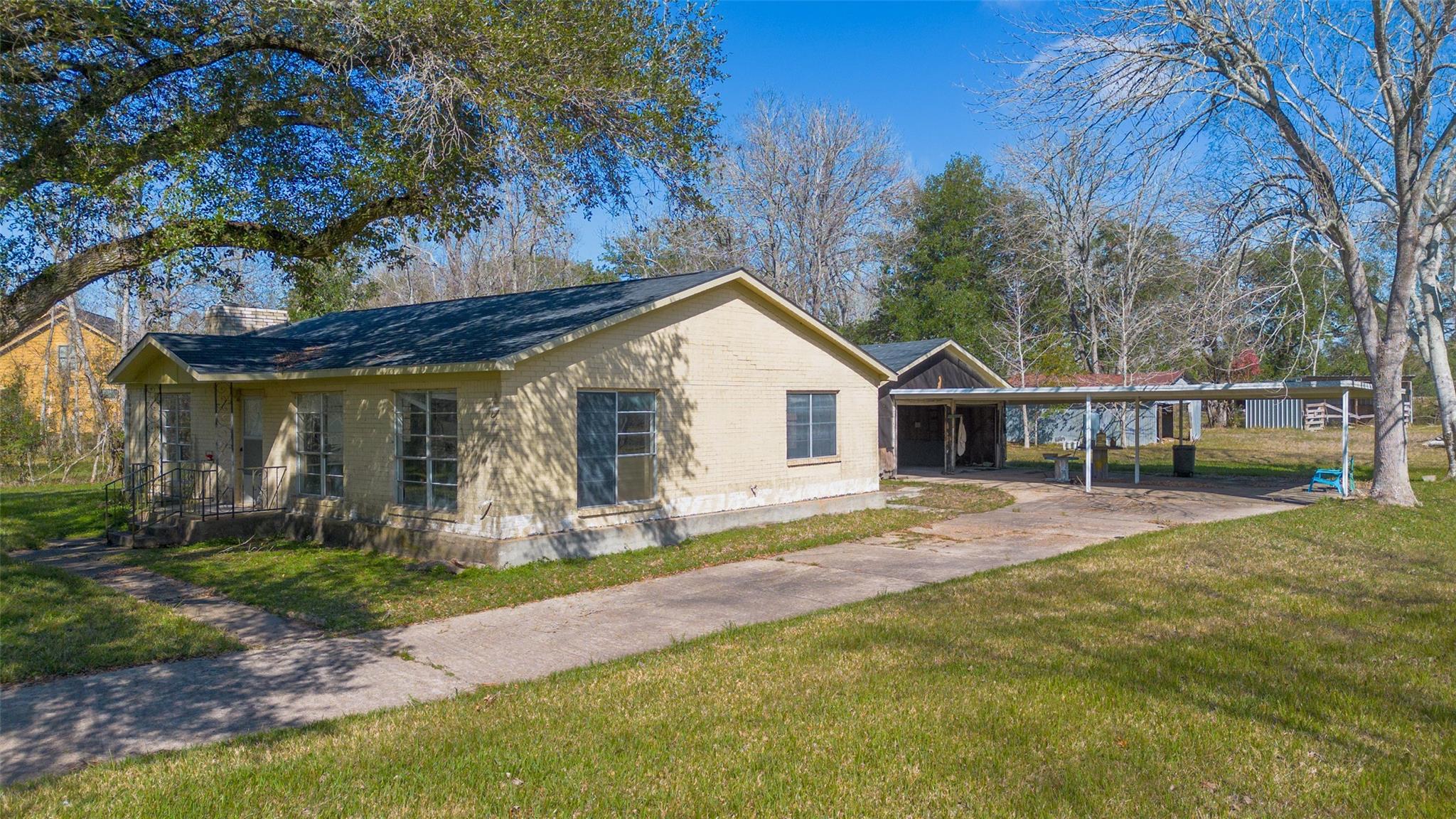 4935 FM 1409 — photo