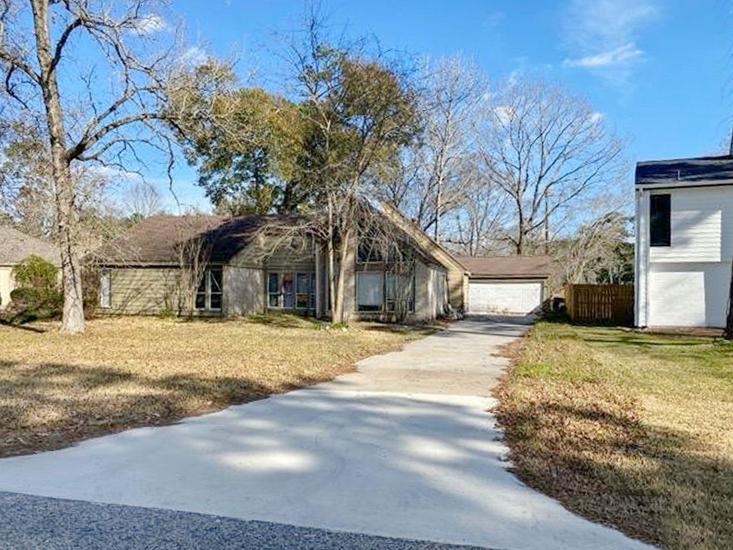 1502 Chestnut Ridge Road — photo