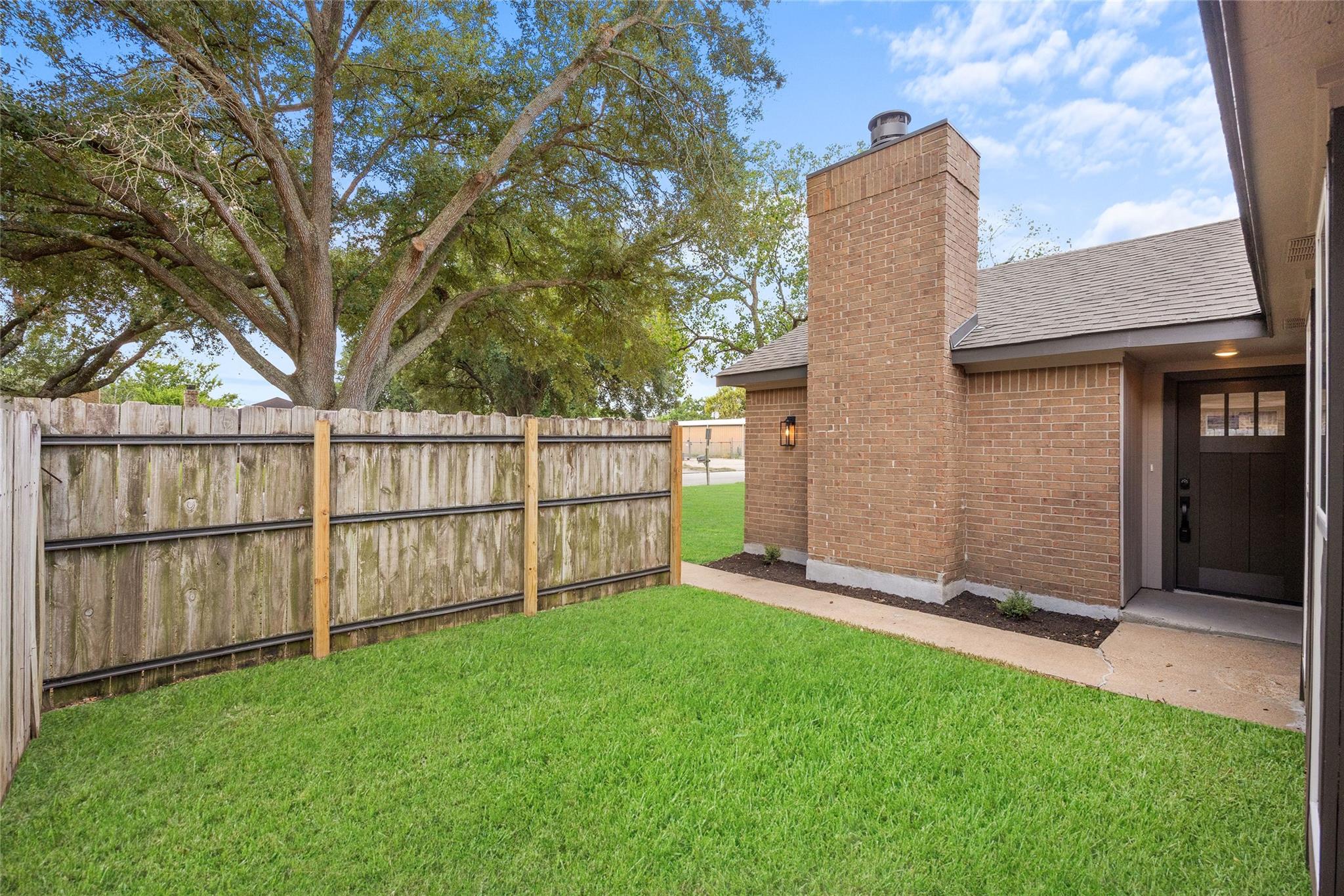 3305 Avenue R, Rosenberg, TX 77471 — photo 3