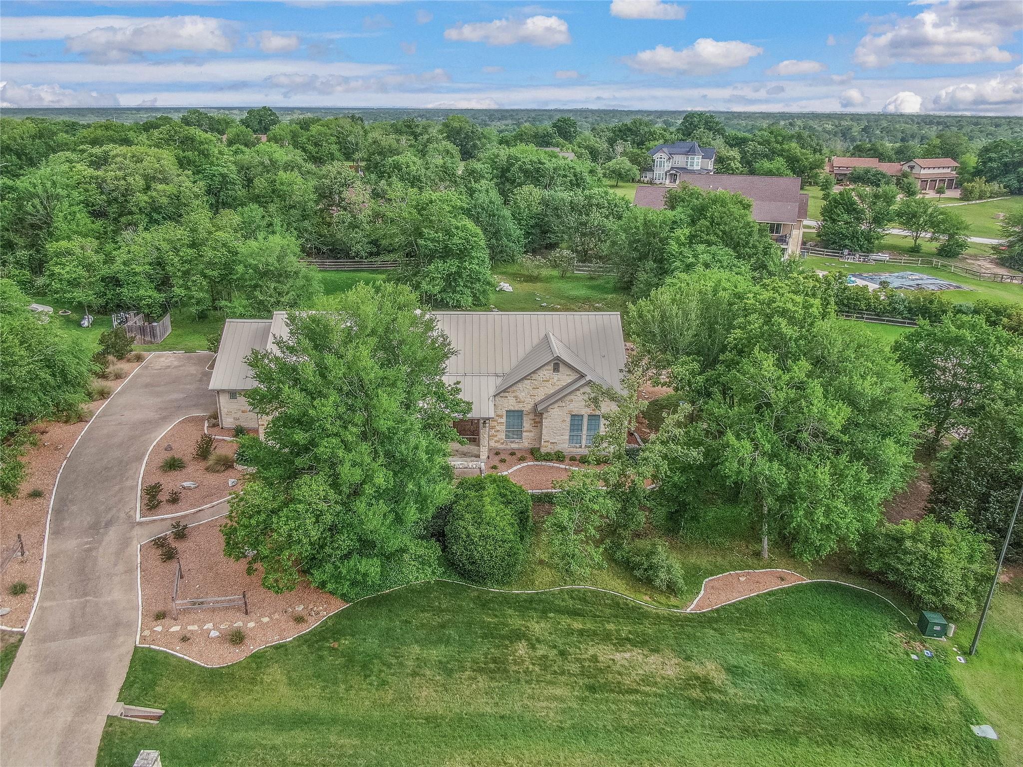 4819 Williams Creek — photo
