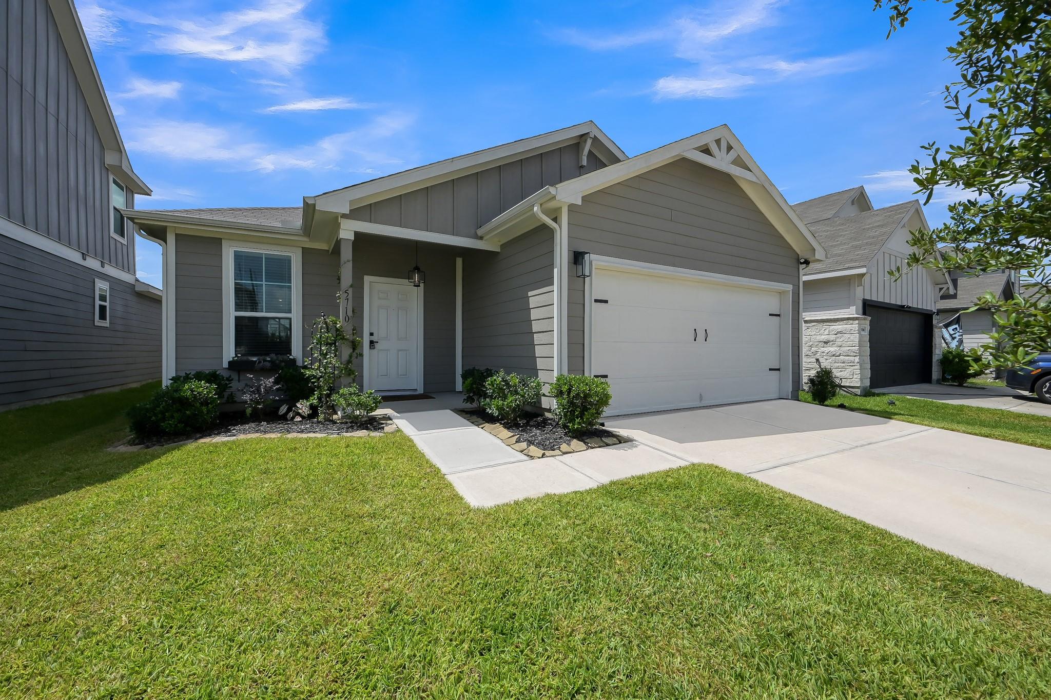 5710 Finely Run Street — photo