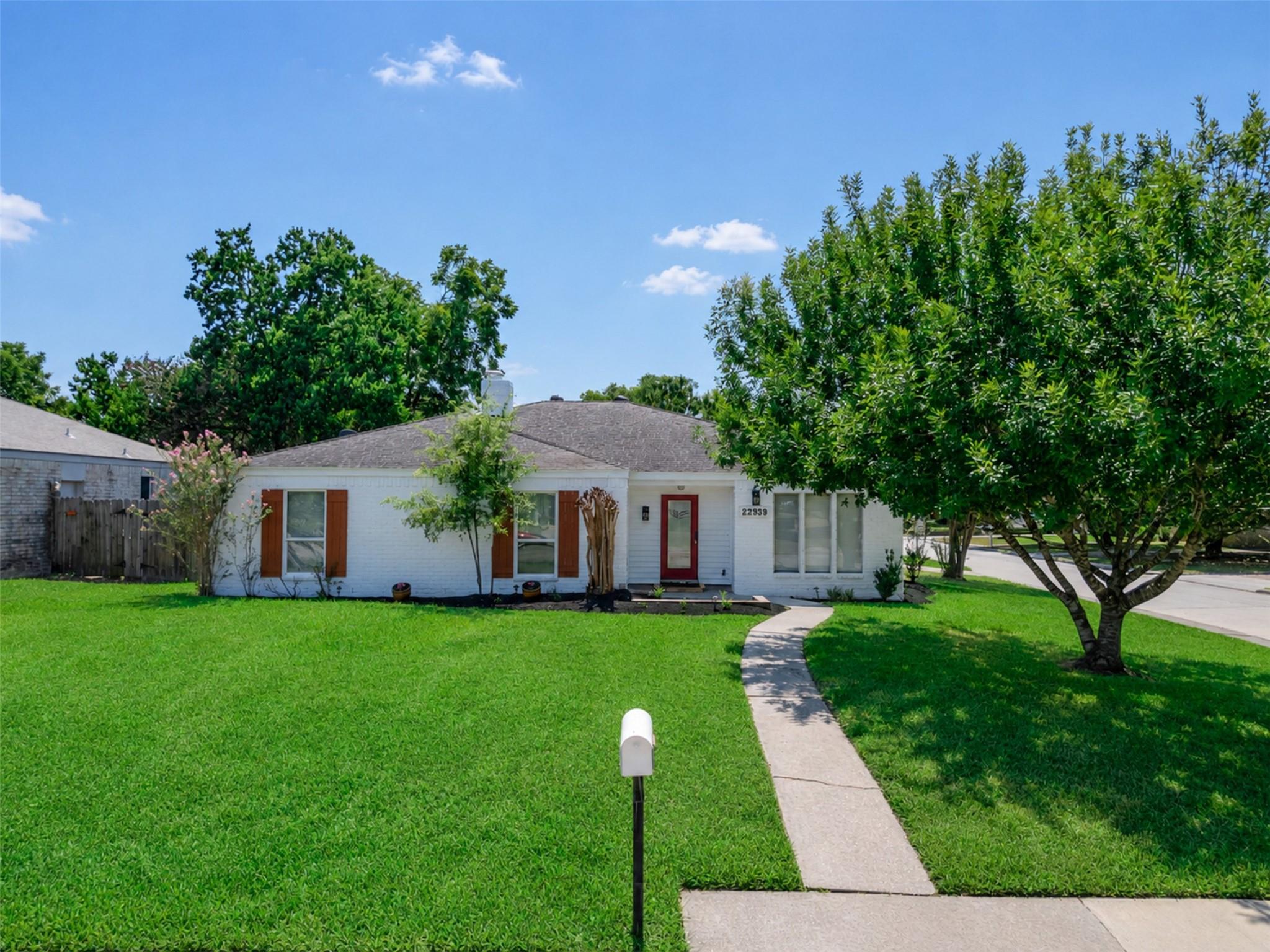 22939 Spring Willow Drive — photo