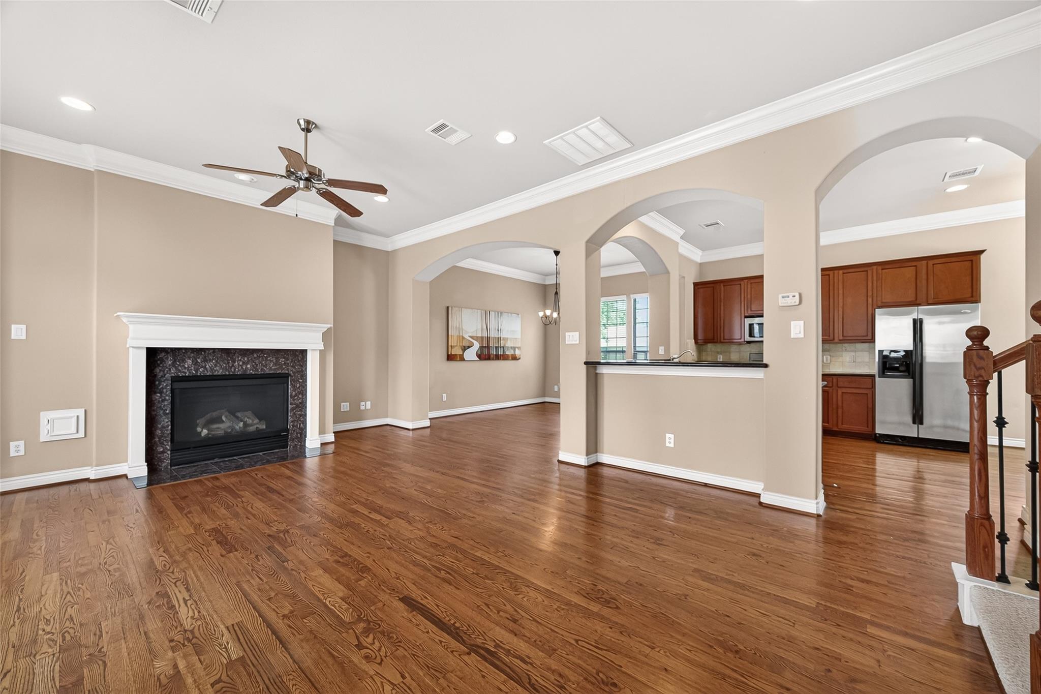 8810 Lakeshore Bend Drive — photo