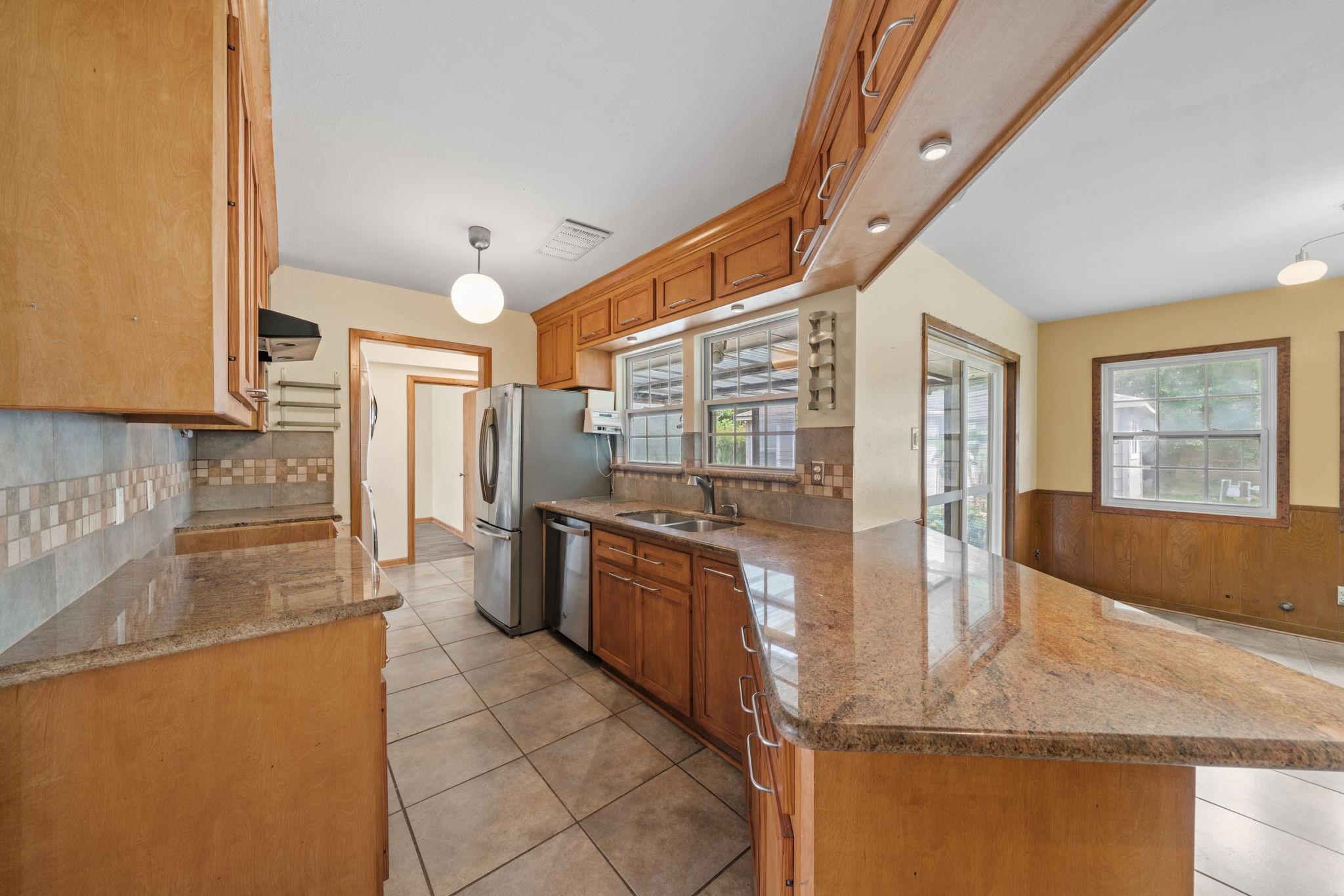 2707 Droxford Drive — photo