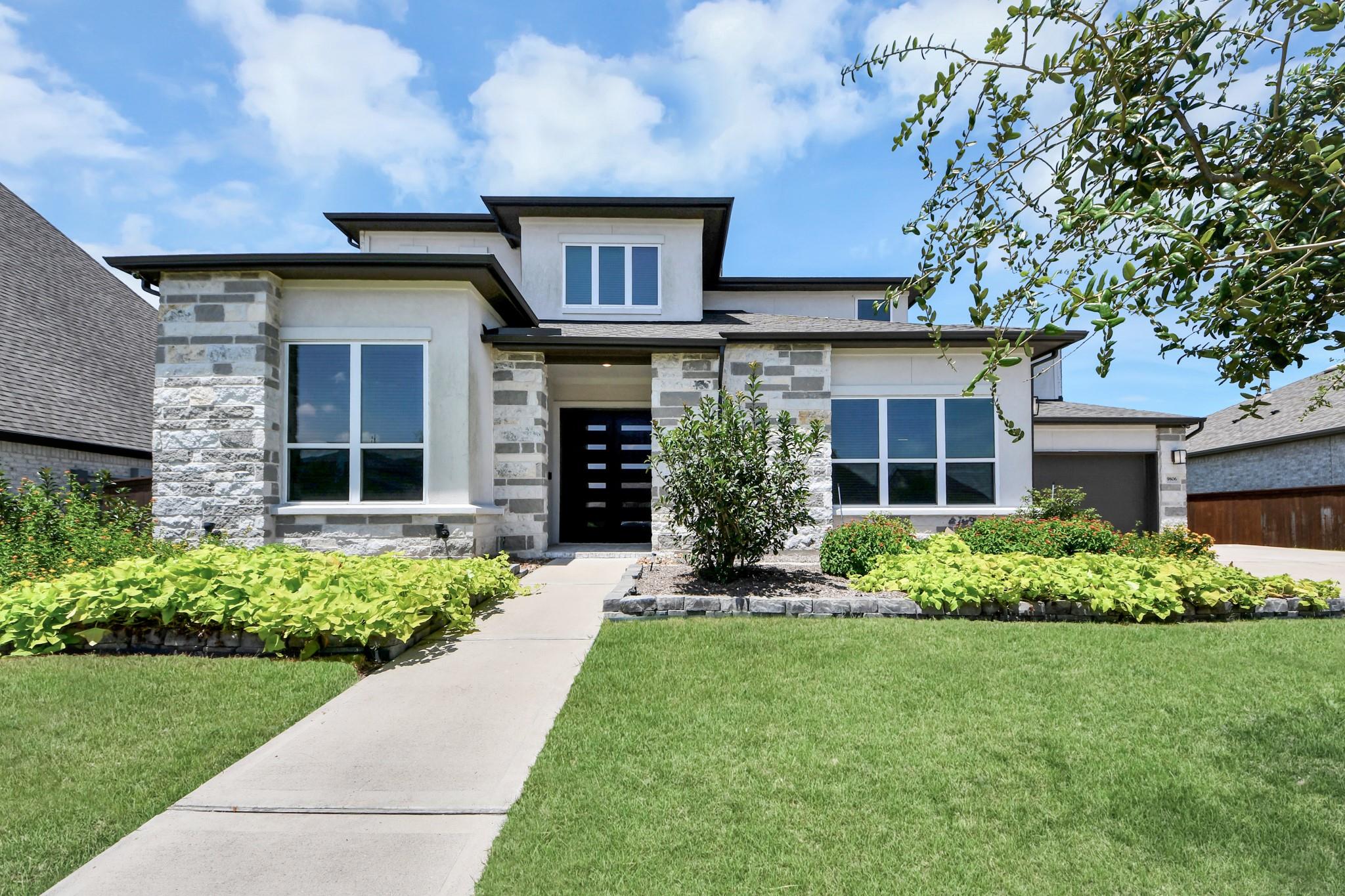 9806 Wright Drive — photo
