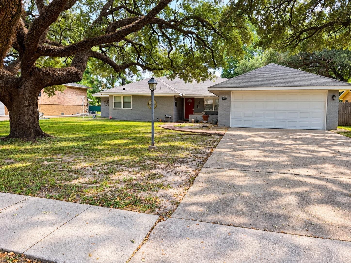 15901 Jersey Drive — photo