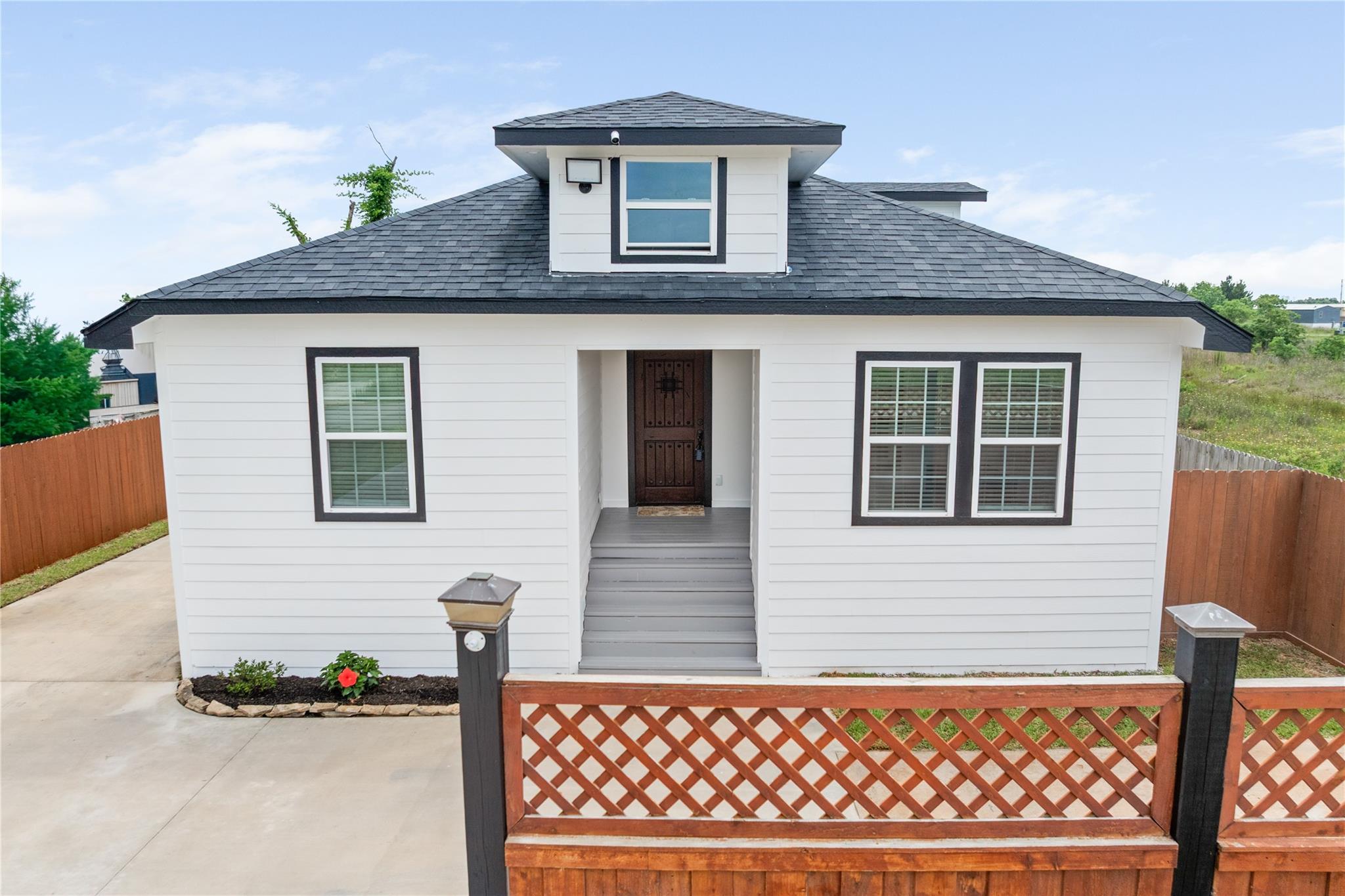 1244 Road 5705 — photo