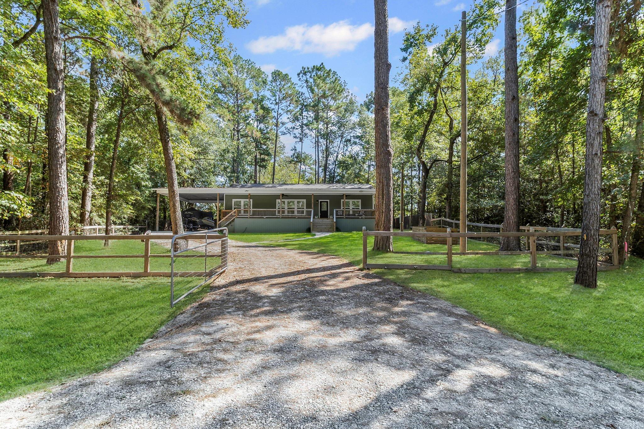 495 Oak Tree Drive — photo