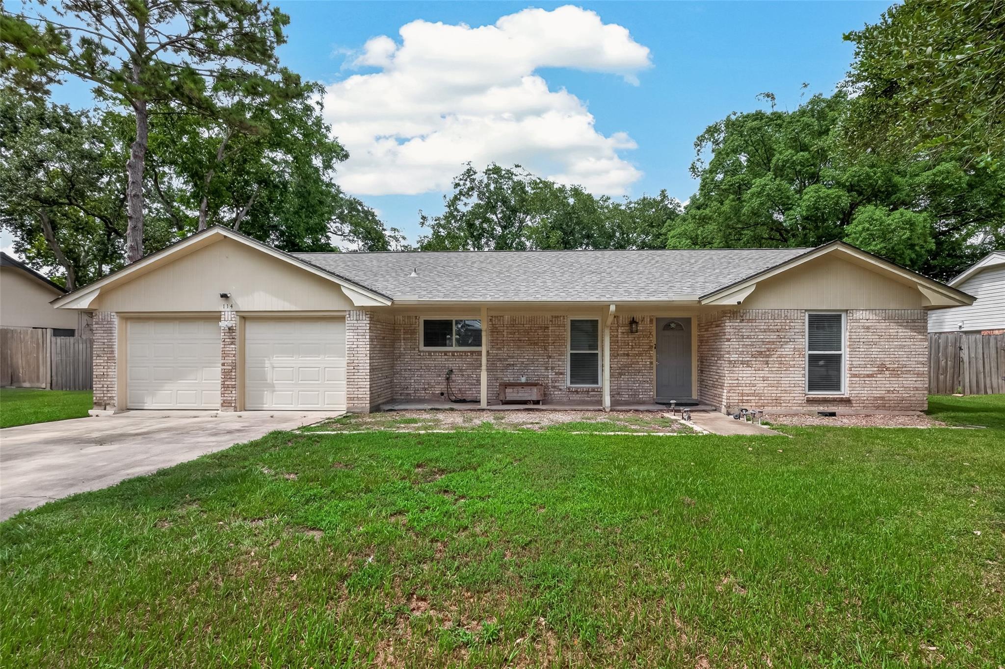 114 E Wildwinn Drive — photo