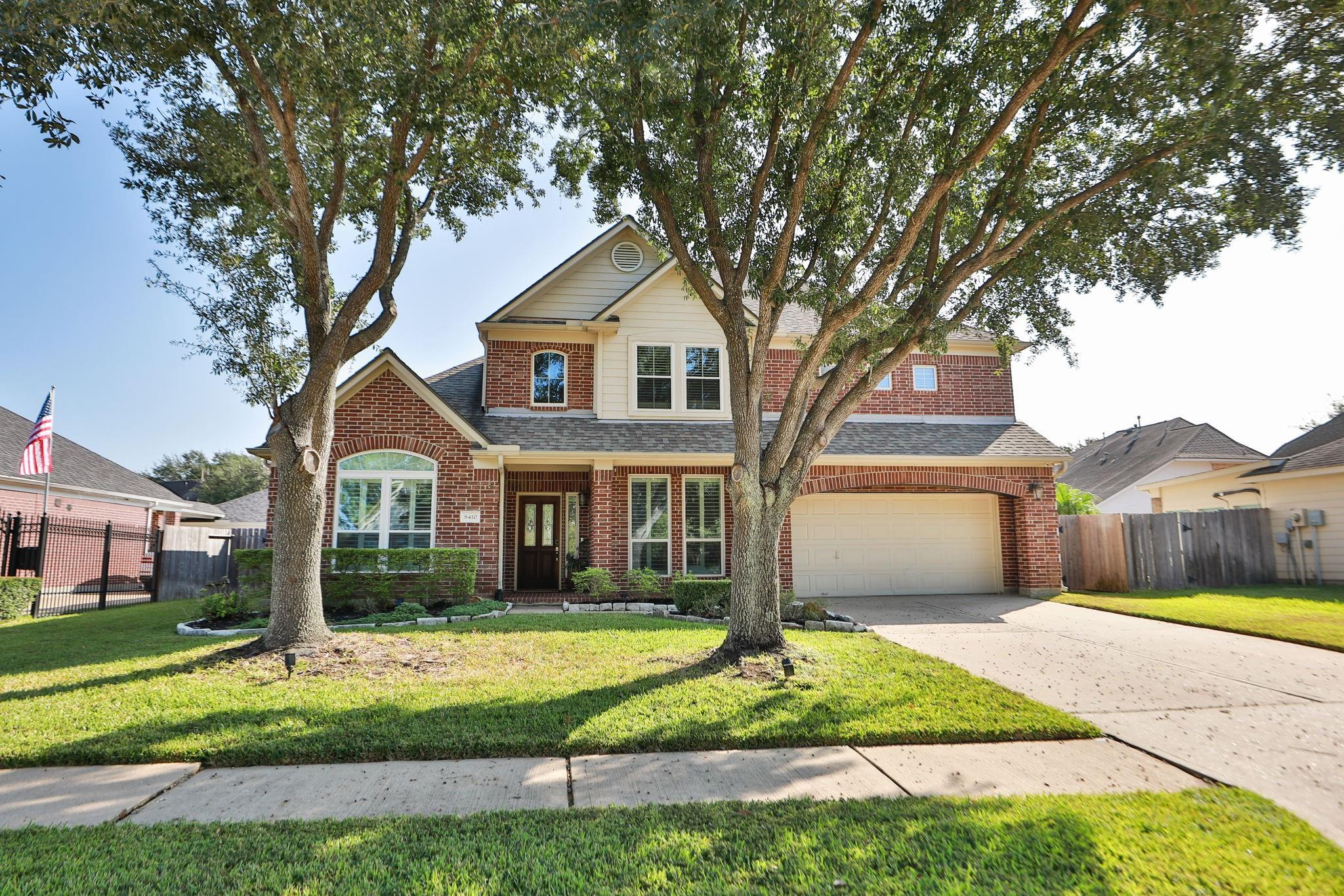 8410 Brighton Lake Lane — photo
