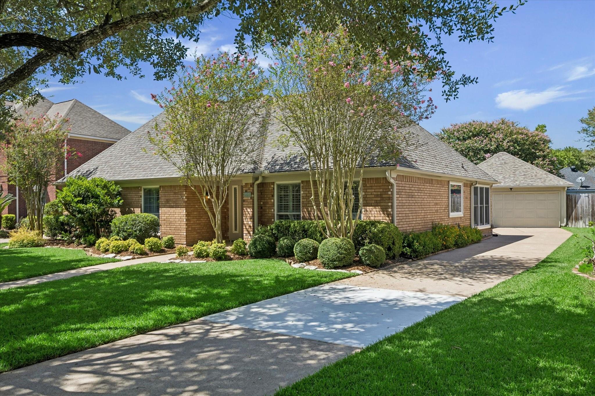 4423 Bermuda Drive — photo