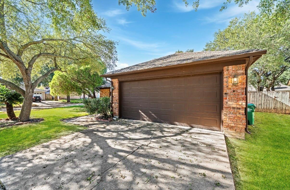 22018 Silver Lode Drive — photo
