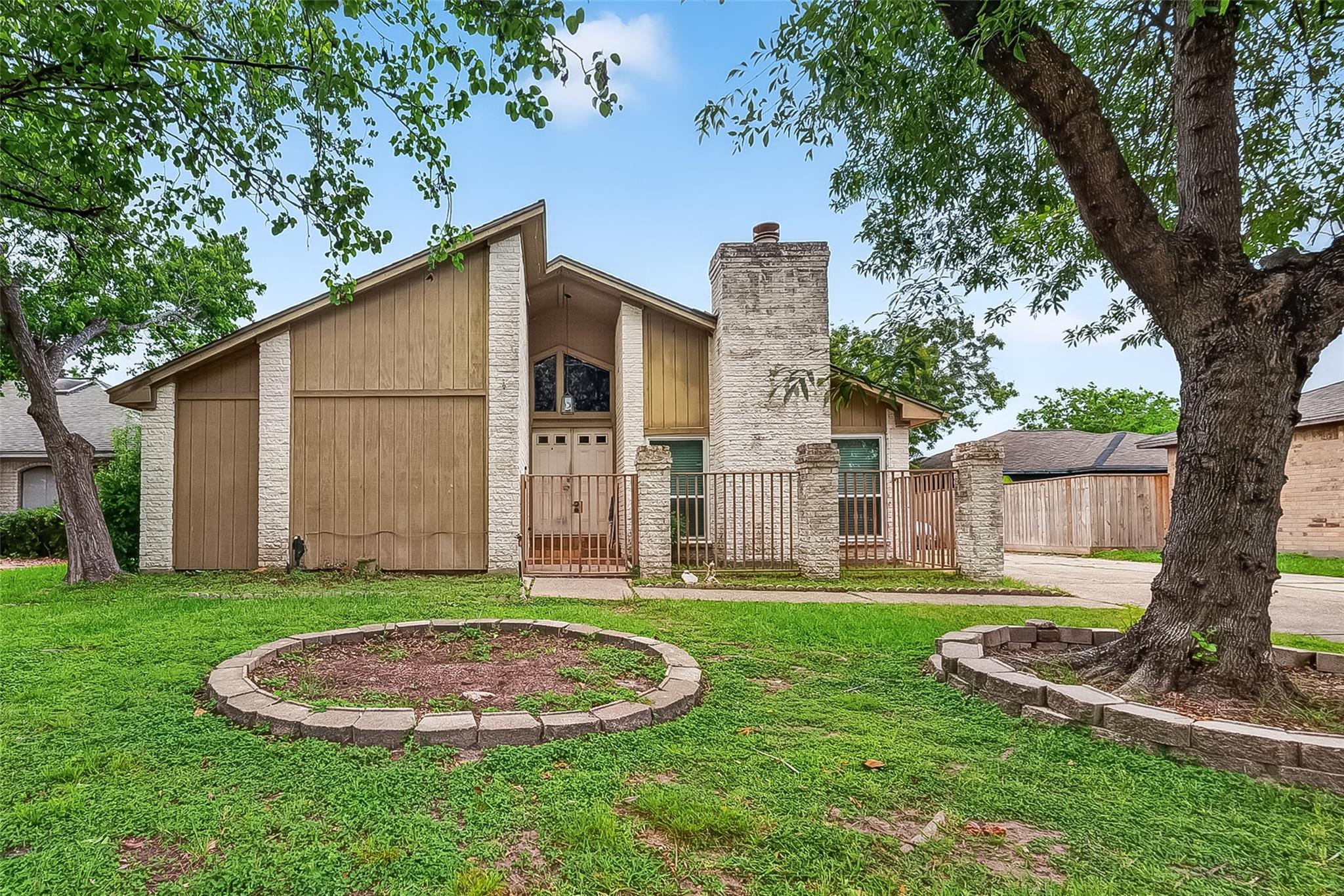 12811 Hidden Castle Drive — photo
