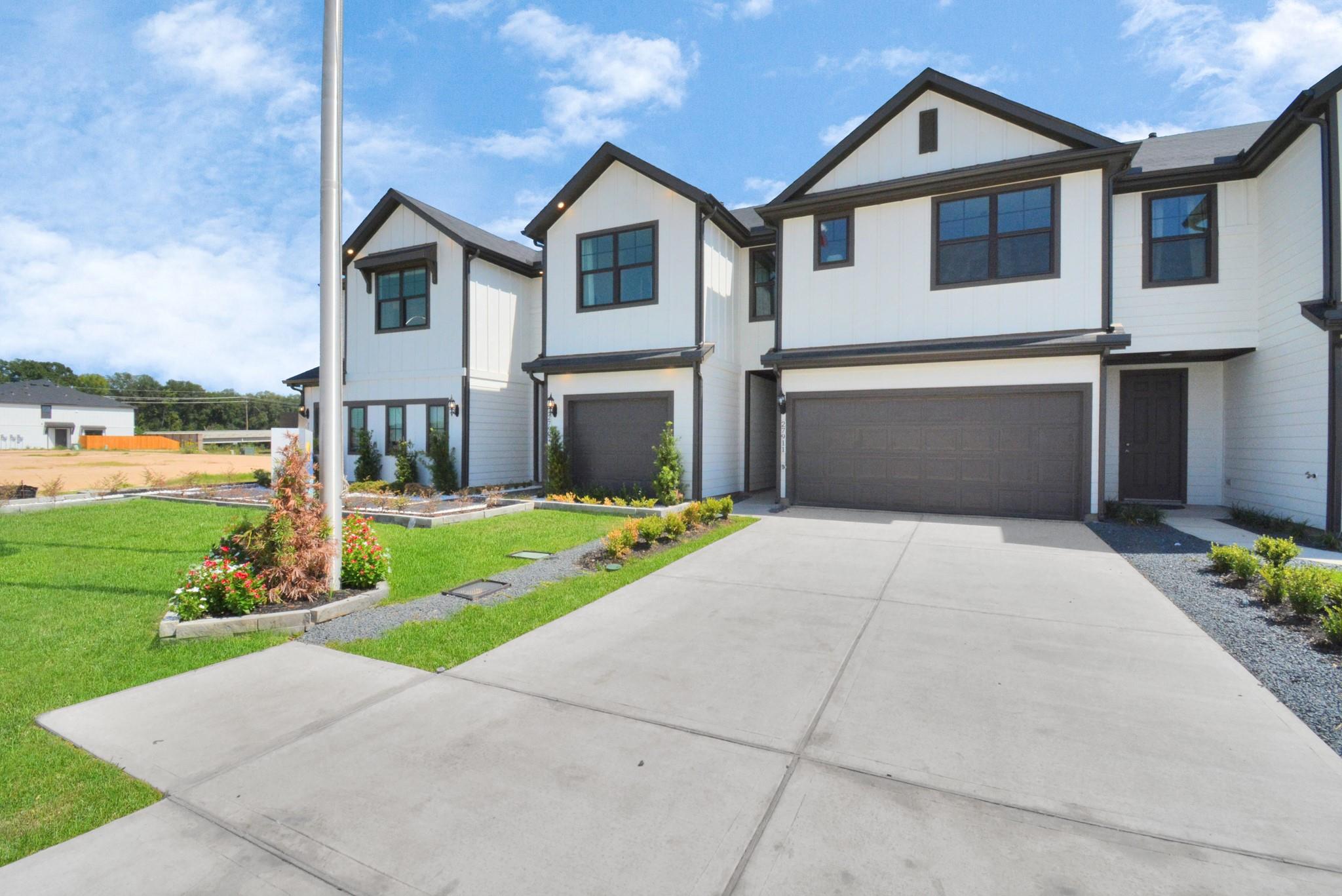 27911 Western Creek Court — photo