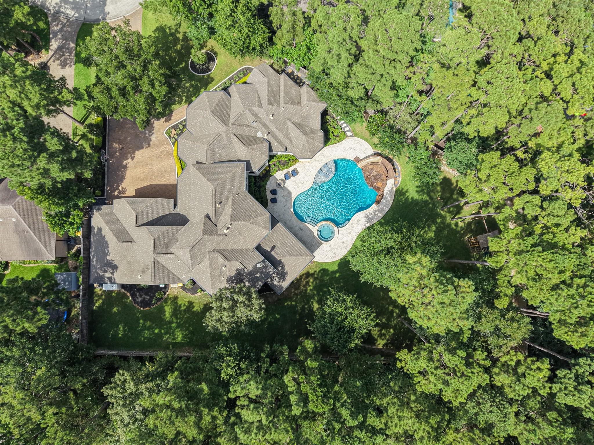 19 Harmony Links Place, The Woodlands, TX 77382 — photo 2