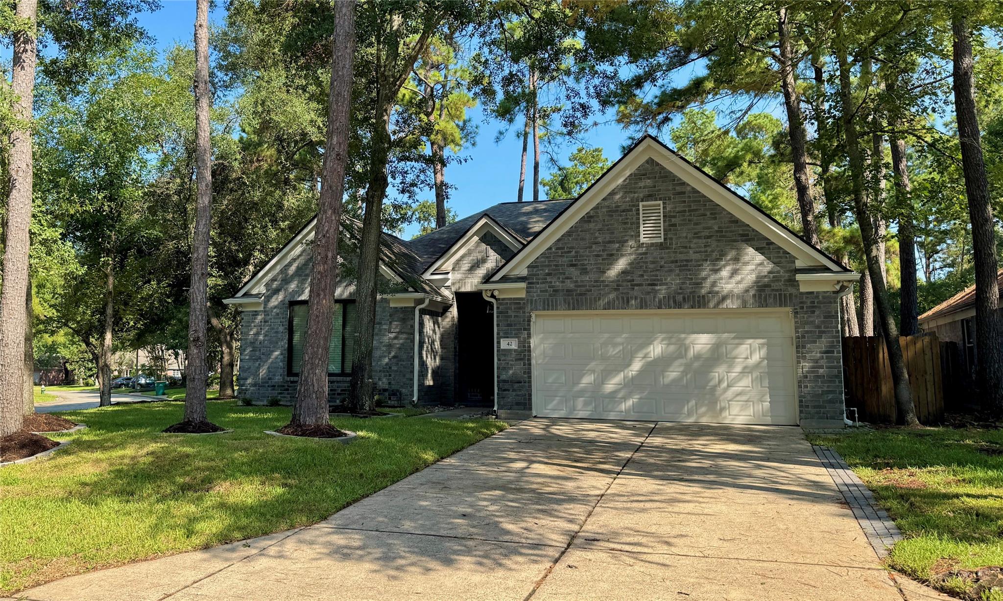 42 Tranquil Glade Place — photo