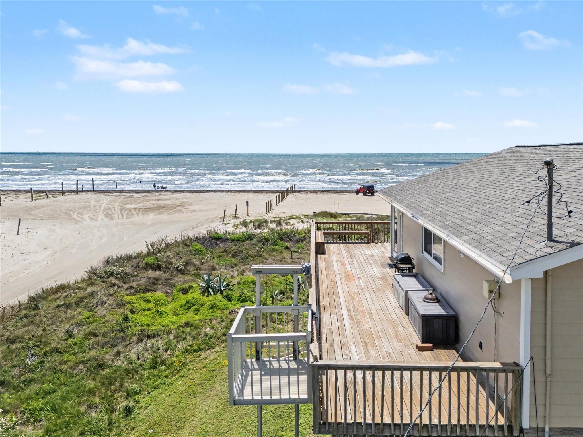 16505 Jamaica Beach Road — photo