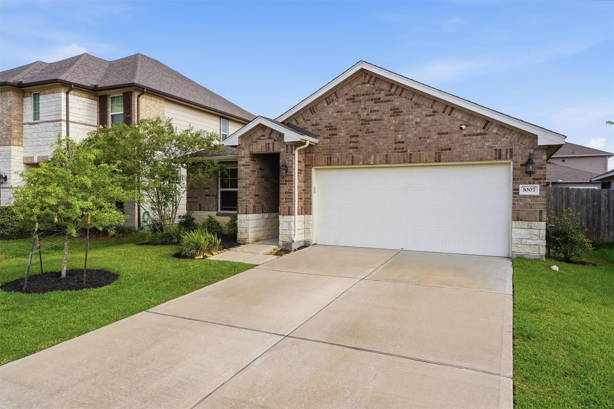1007 Modesto Drive, Rosharon, TX 77583 — photo 2
