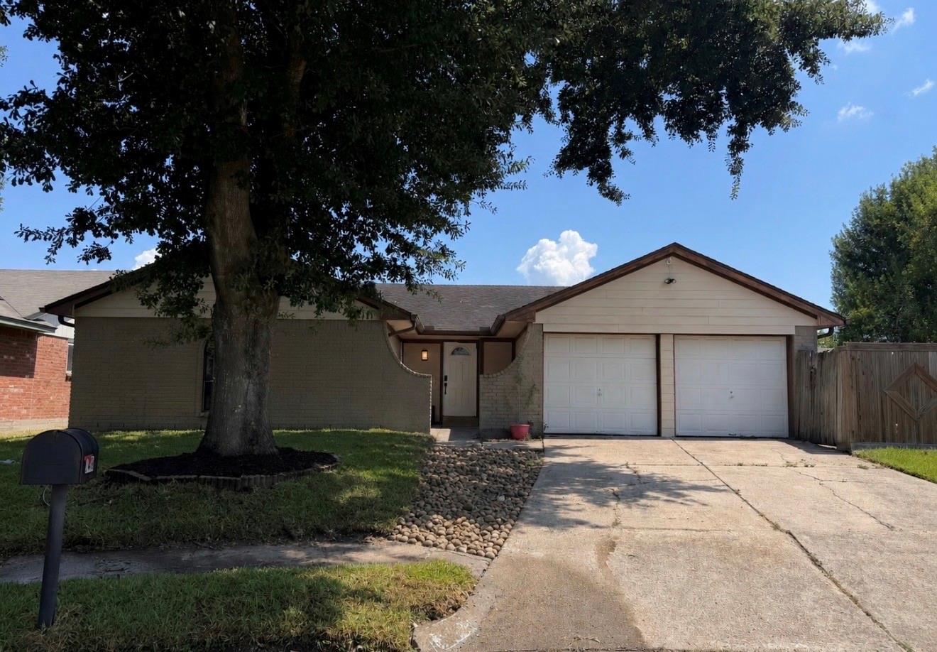 1406 Willersley Lane — photo