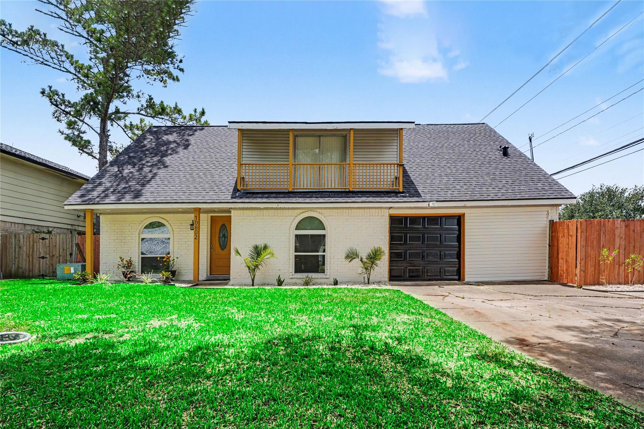 10802 Sagetrail Drive — photo