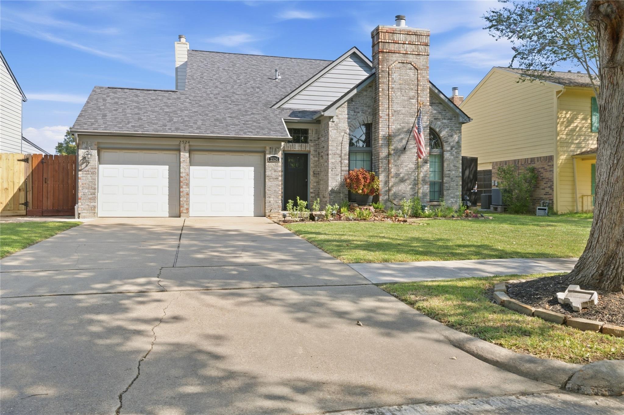 2524 Sawyer Drive — photo