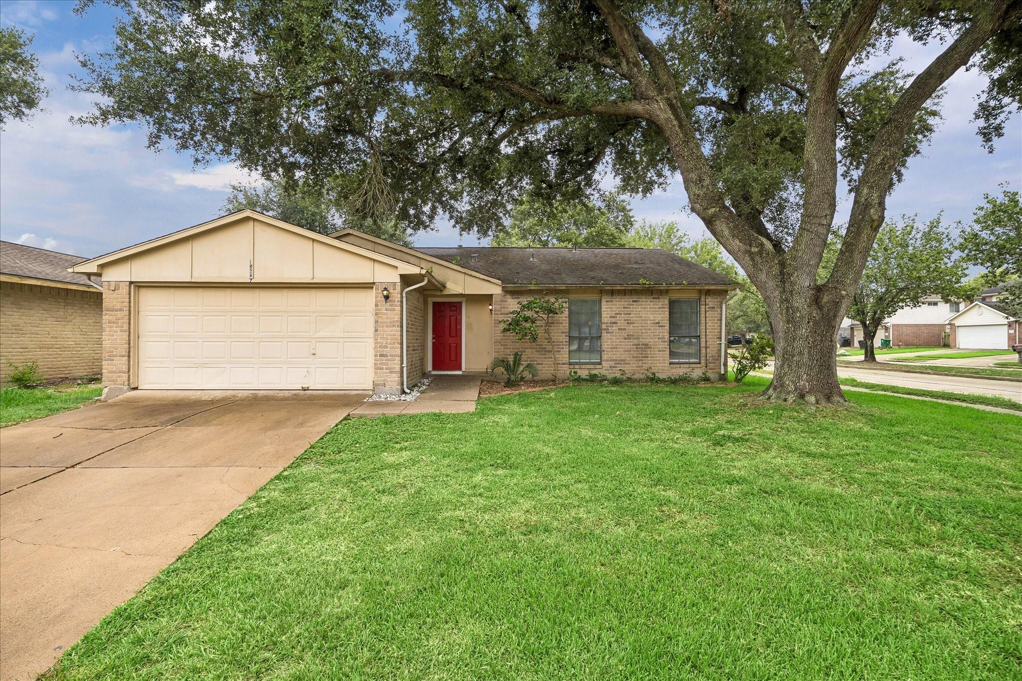 15627 Summer Briar Court — photo
