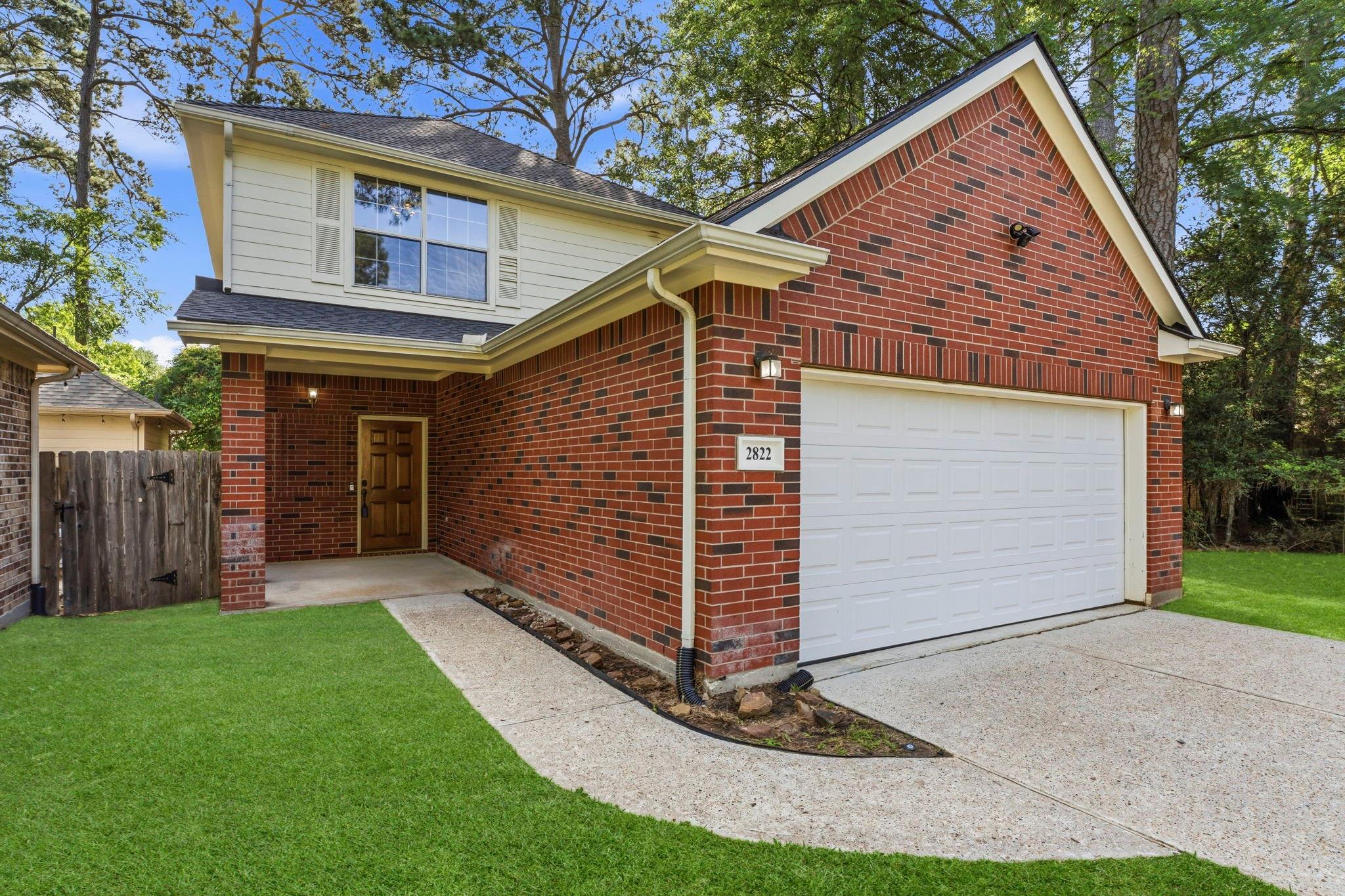 2822 Whitman Drive — photo