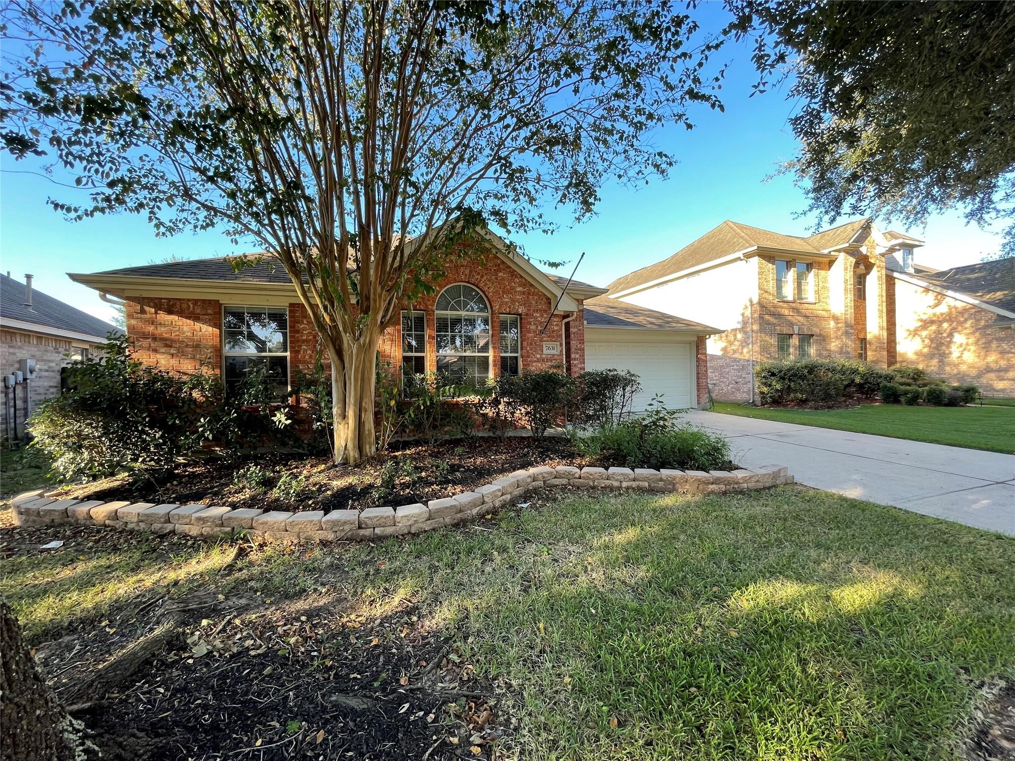 7631 Golden Thistle Lane — photo