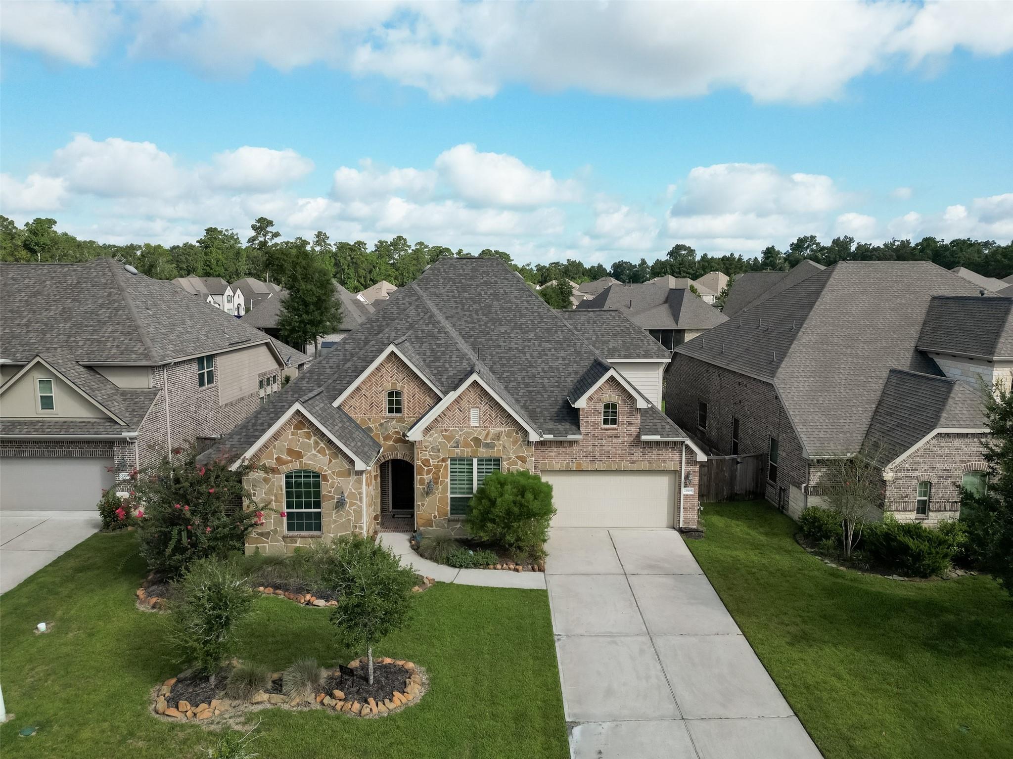23509 Red Juniper Lane — photo