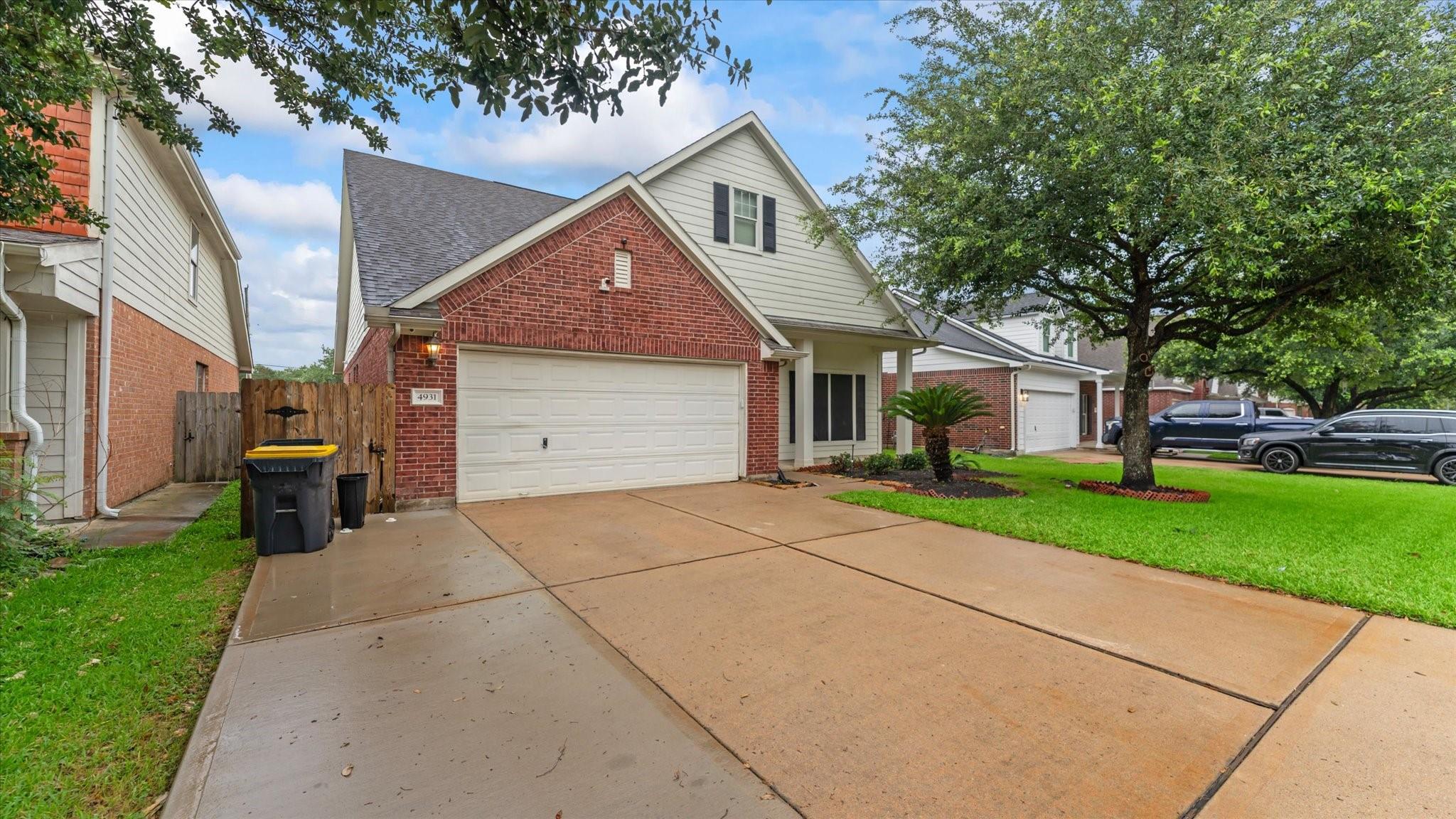 4931 Trailing Clover Court — photo