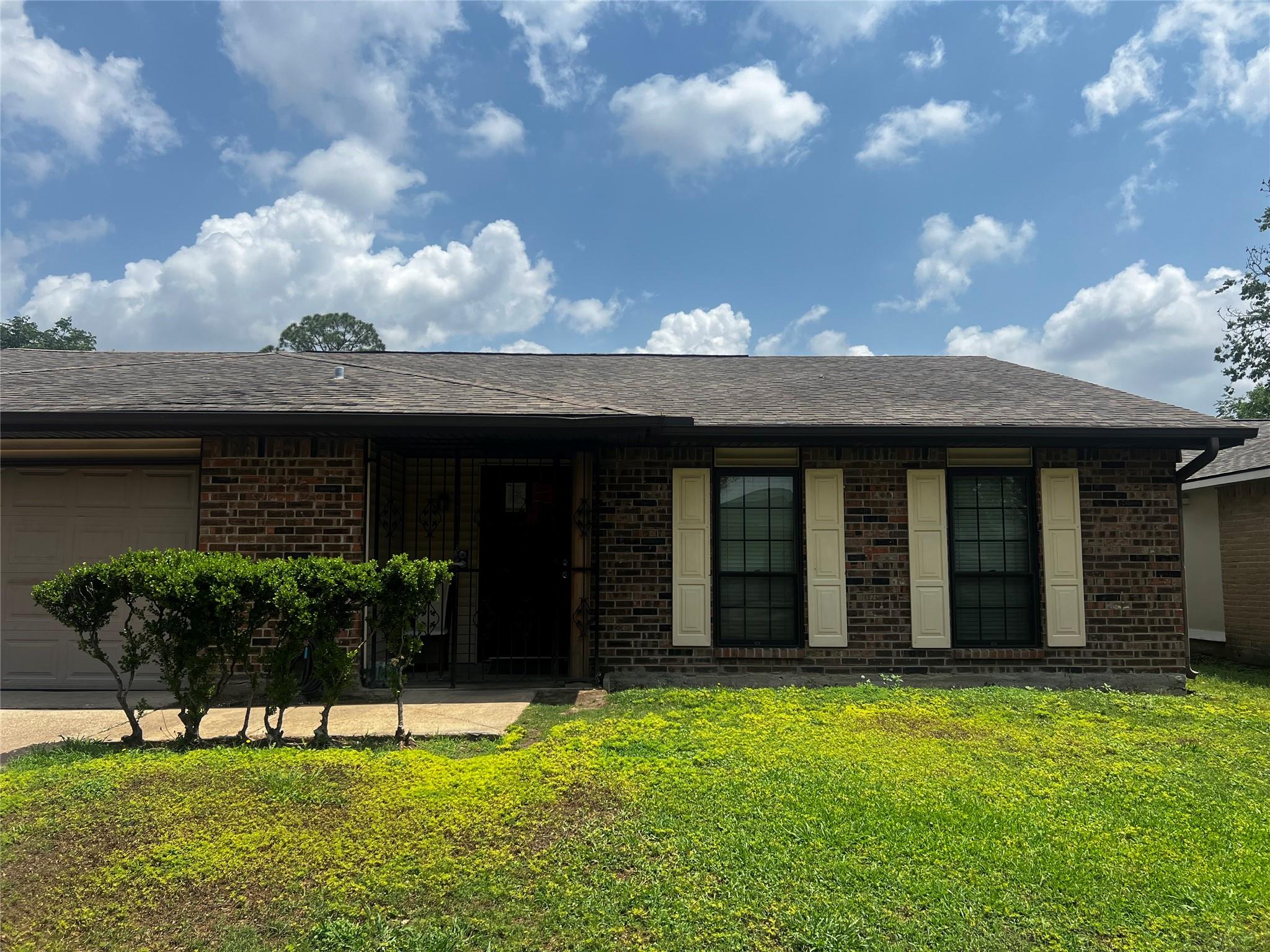 8110 Enchanted Forest Drive — photo