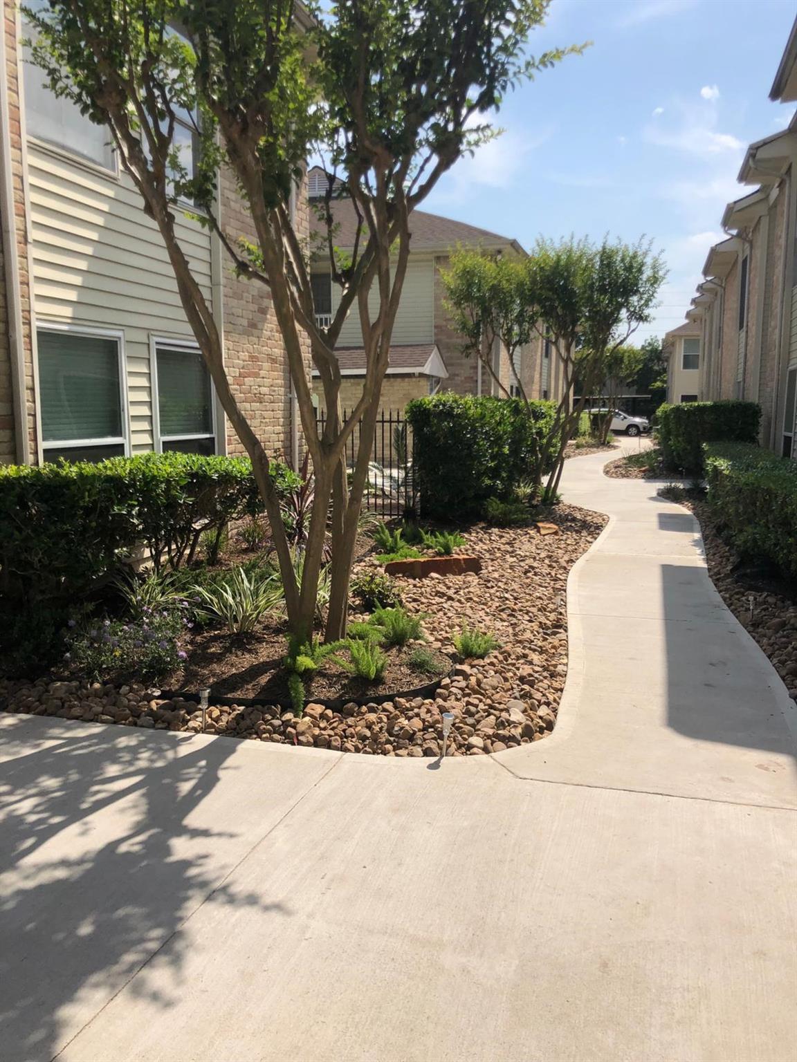 2300 Augusta Drive #32 — photo