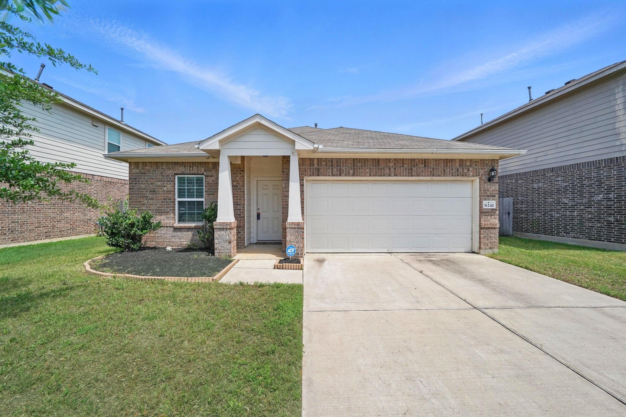 31242 Roos River Drive — photo