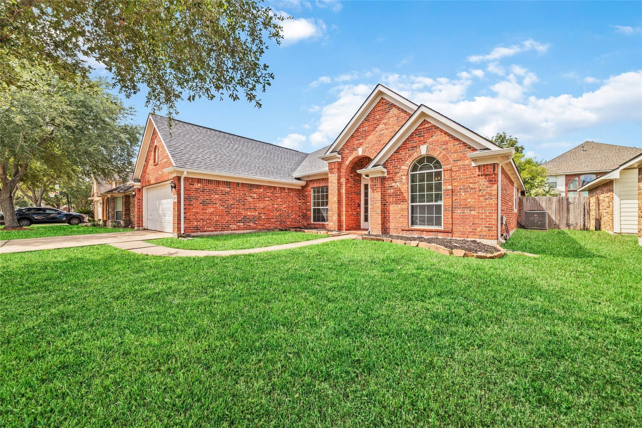 7606 Brighton Knolls Lane — photo