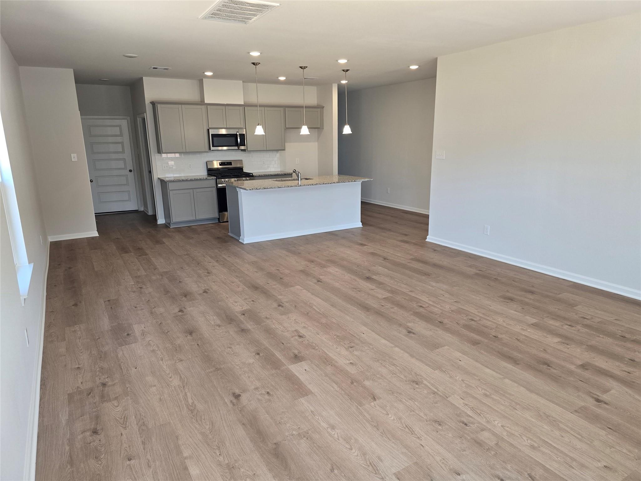 1920 N Riverside Circle, Dayton, TX 77535 — photo 3