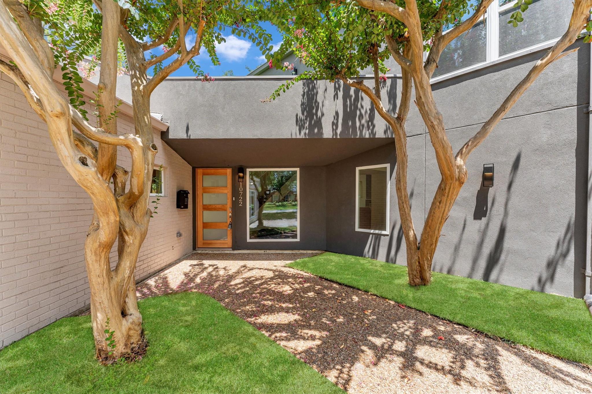 10722 Ella Lee Lane — photo