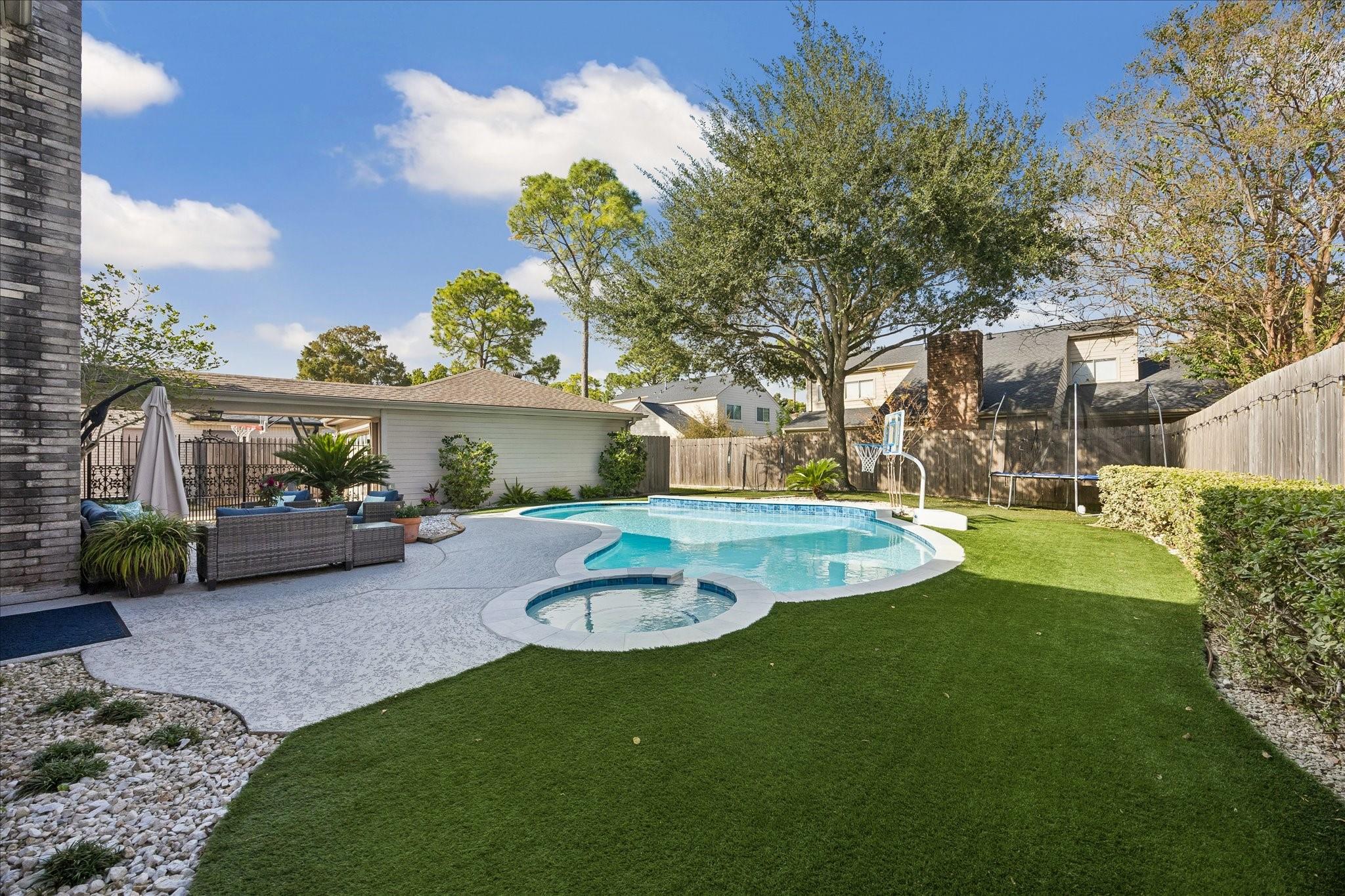 12306 Burgoyne Drive — photo