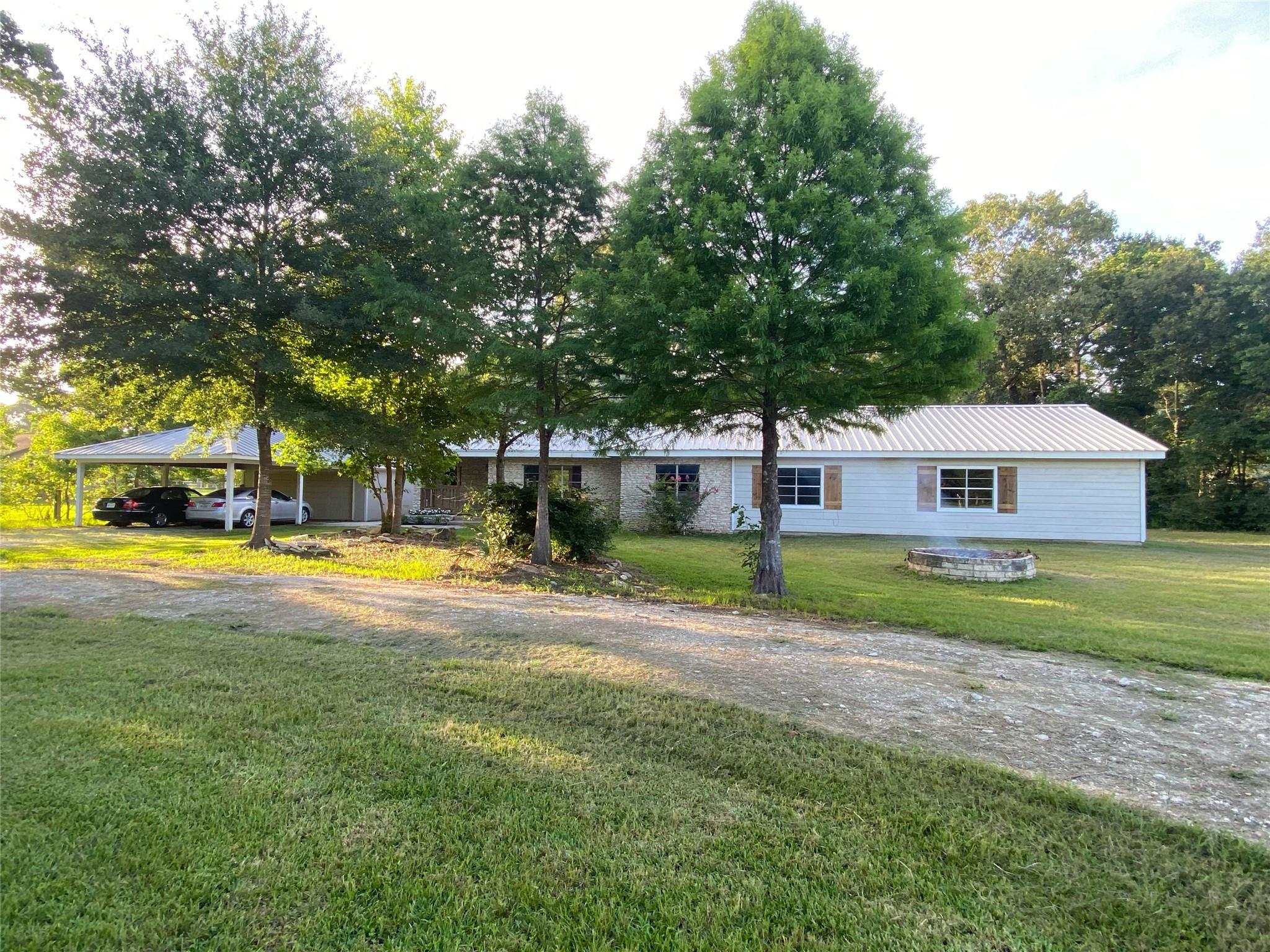 26941 E River Road — photo