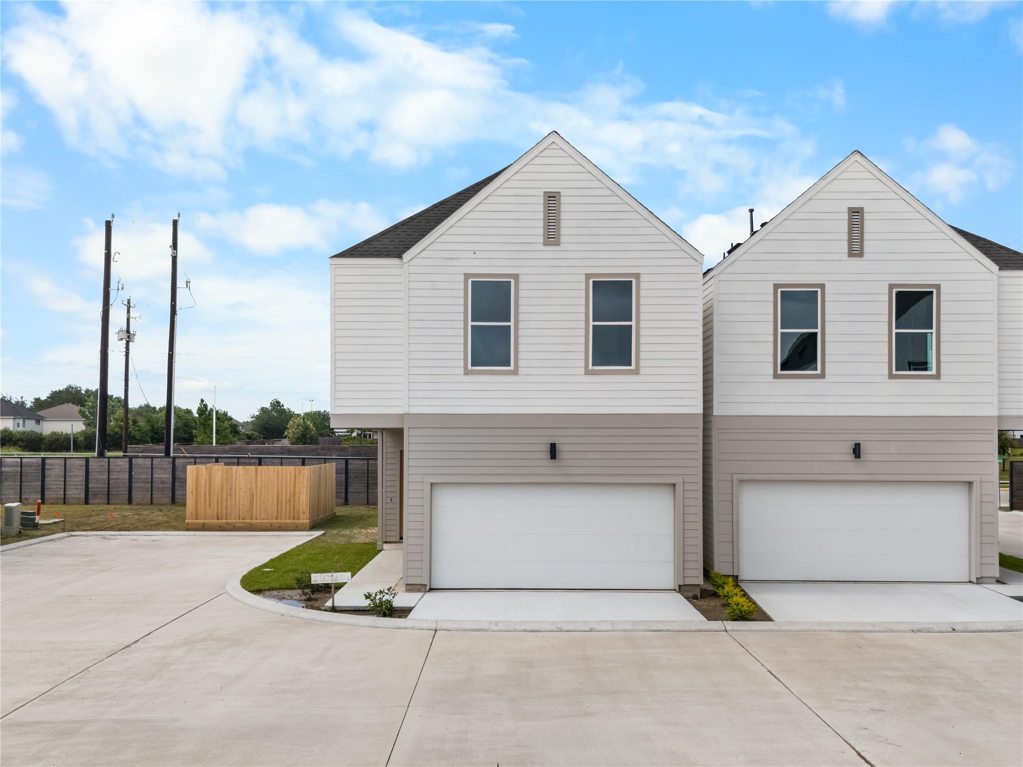 4006 Buffalo Moon Drive — photo